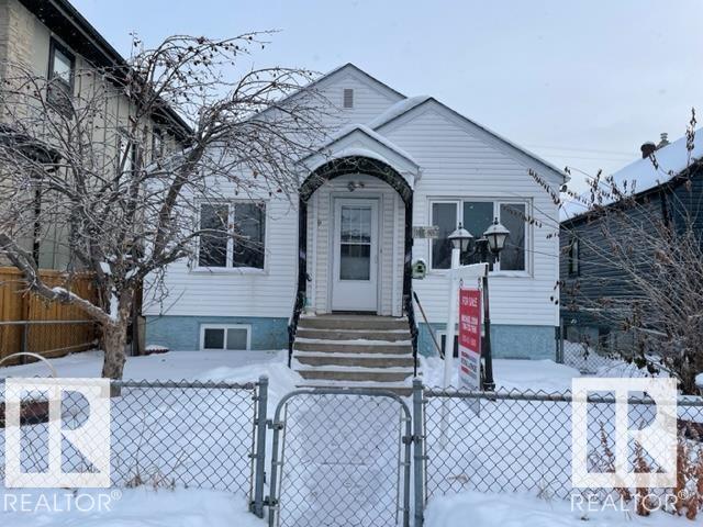 10917 96 Street, Edmonton, Alberta, T5H 2K4