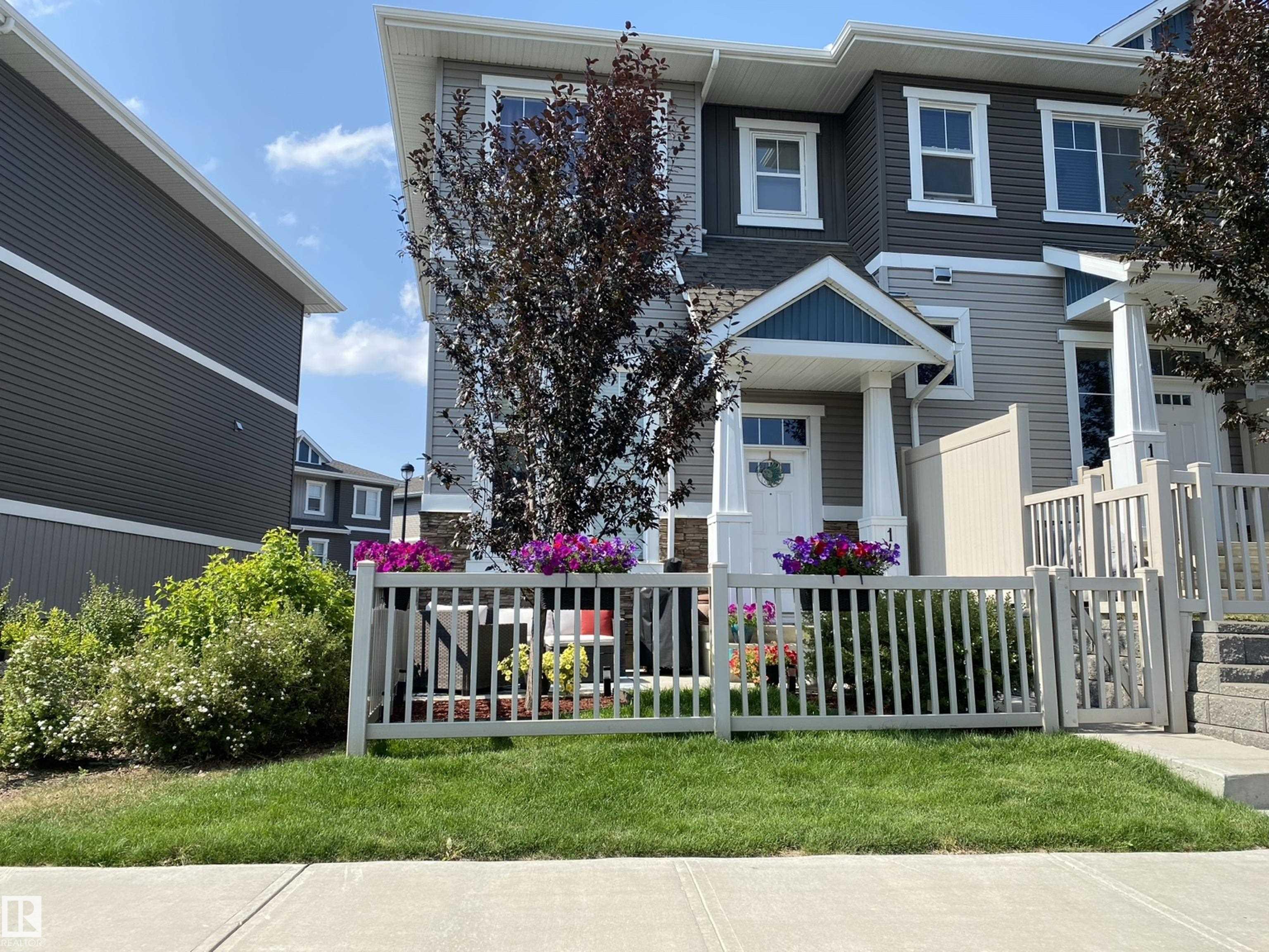 14 1140 Chappelle Boulevard, Edmonton, Alberta, T6W 2Z3