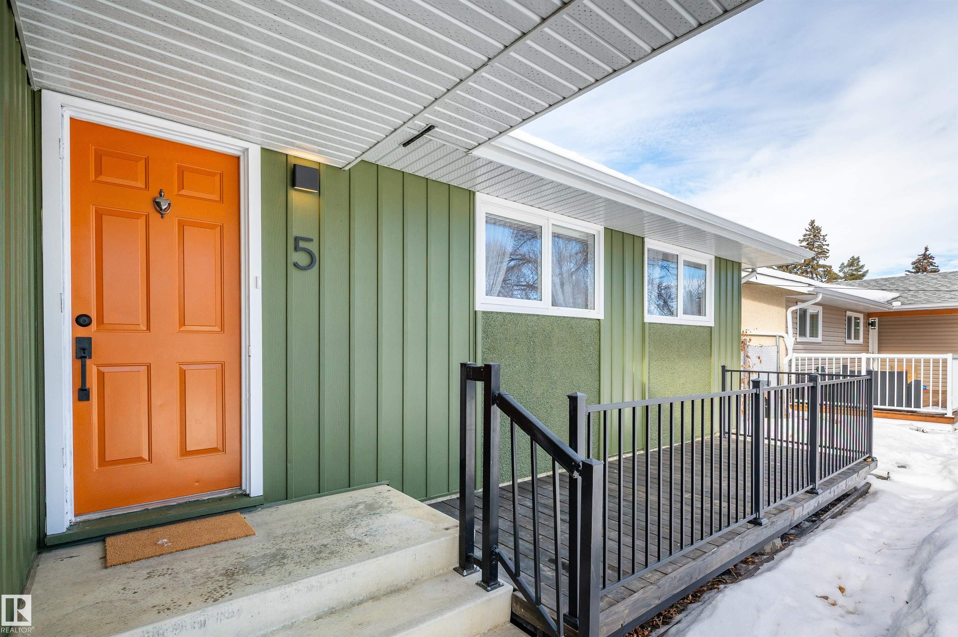 5 Larose Drive, St. Albert, Alberta, T8N 1S5