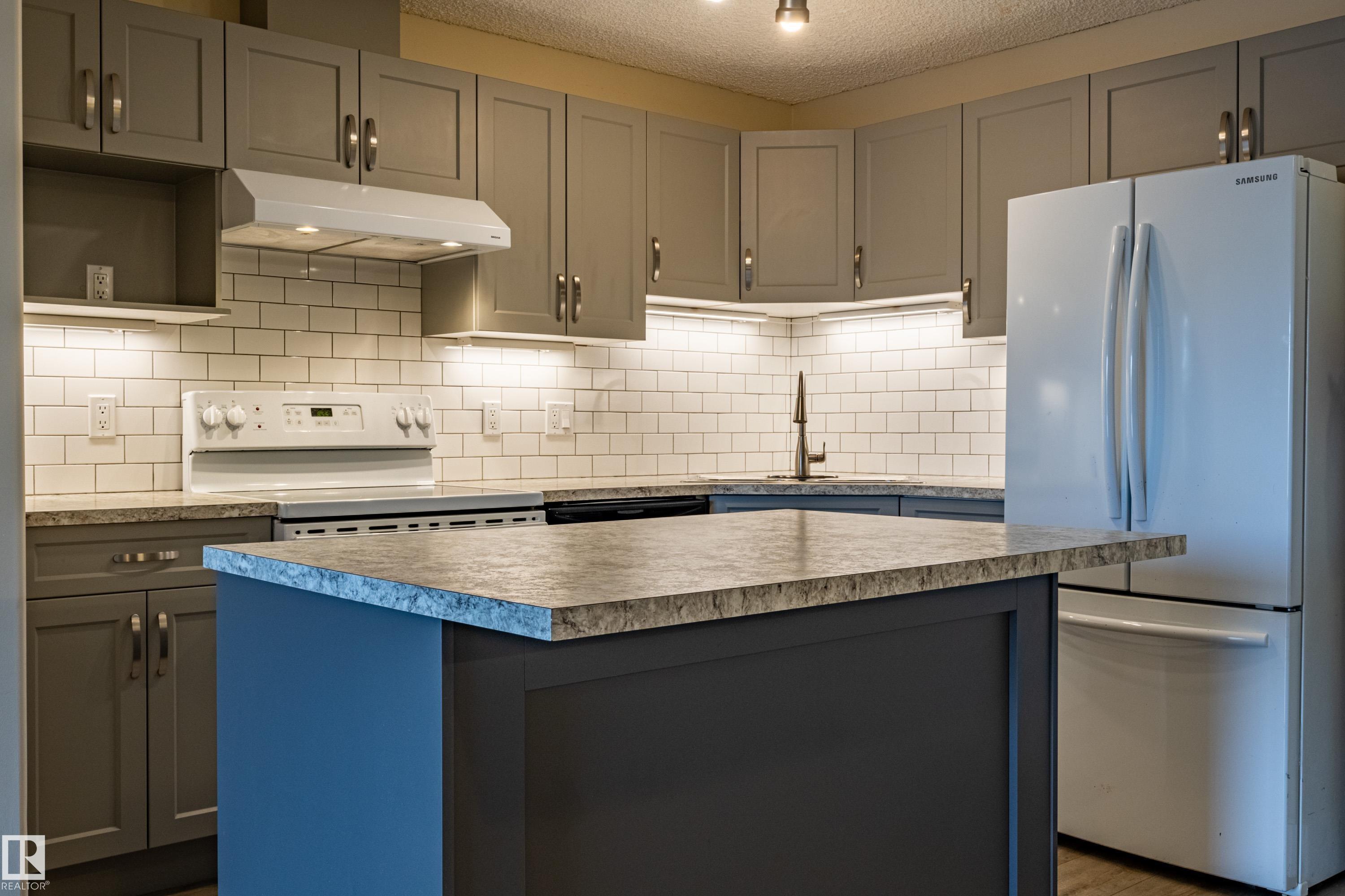 227 10535 122 Street, Edmonton, Alberta, T5N 4B7