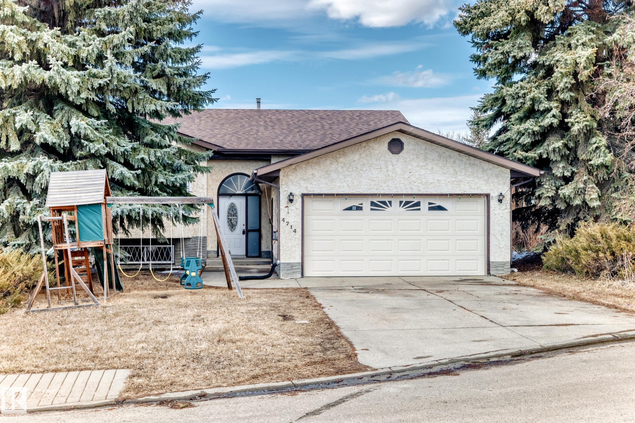 10670 153 Avenue, Edmonton, Alberta, T5X 5R7