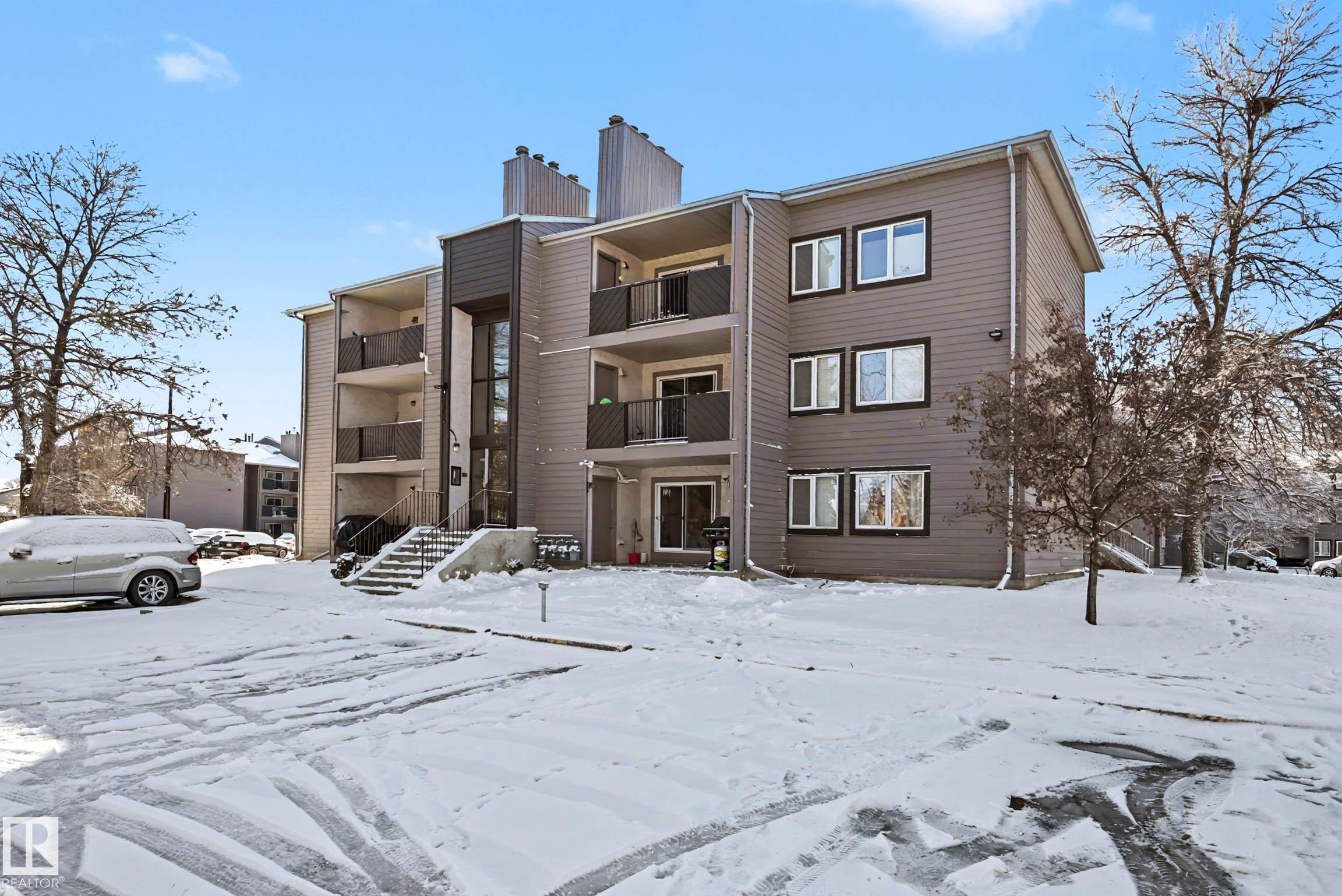 105 45 Akins Drive, St. Albert, Alberta, T8N 3M6