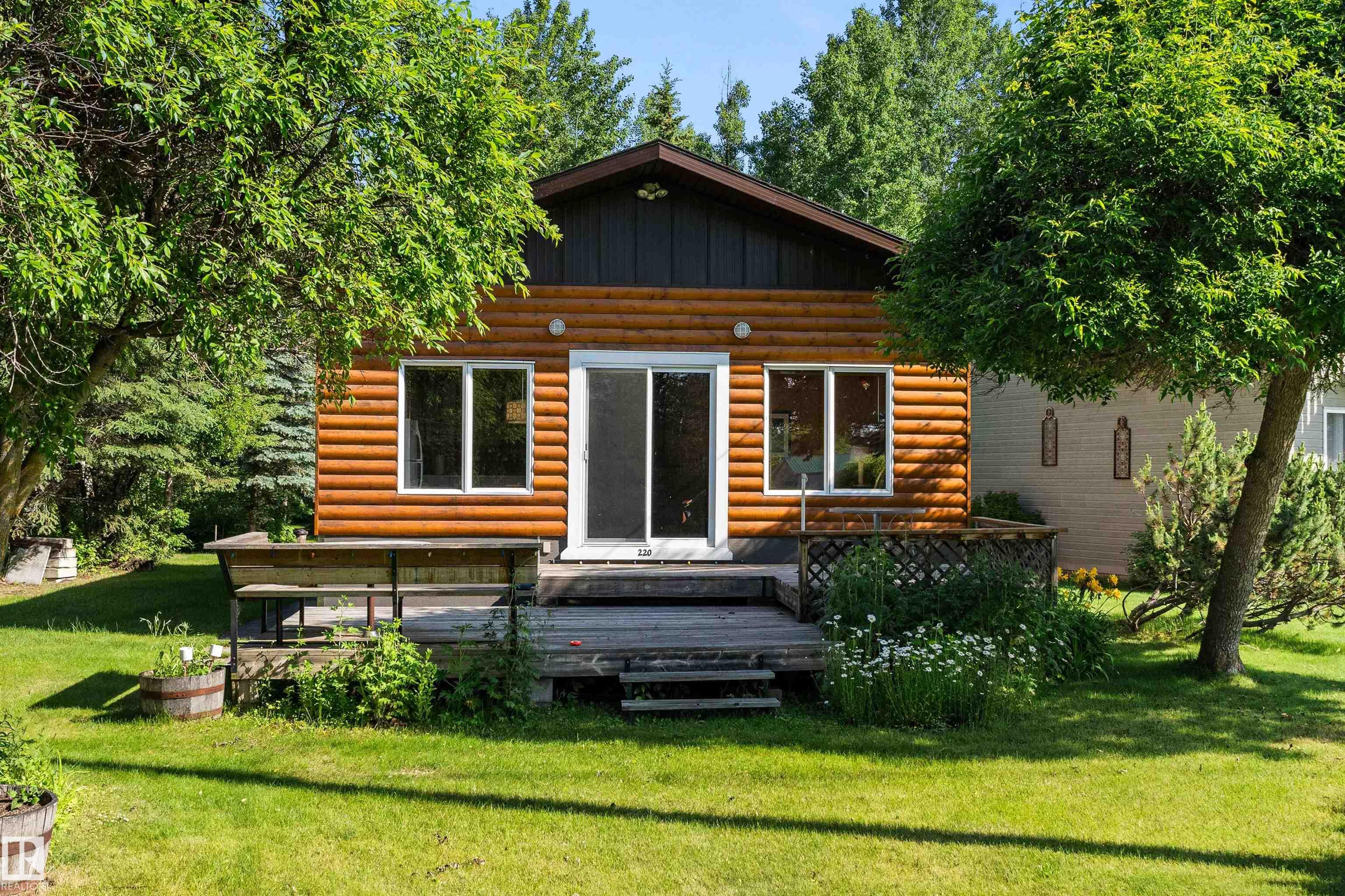 220 2 St. Ross Haven, Rural Lac Ste. Anne County, Alberta, T0E 1A0