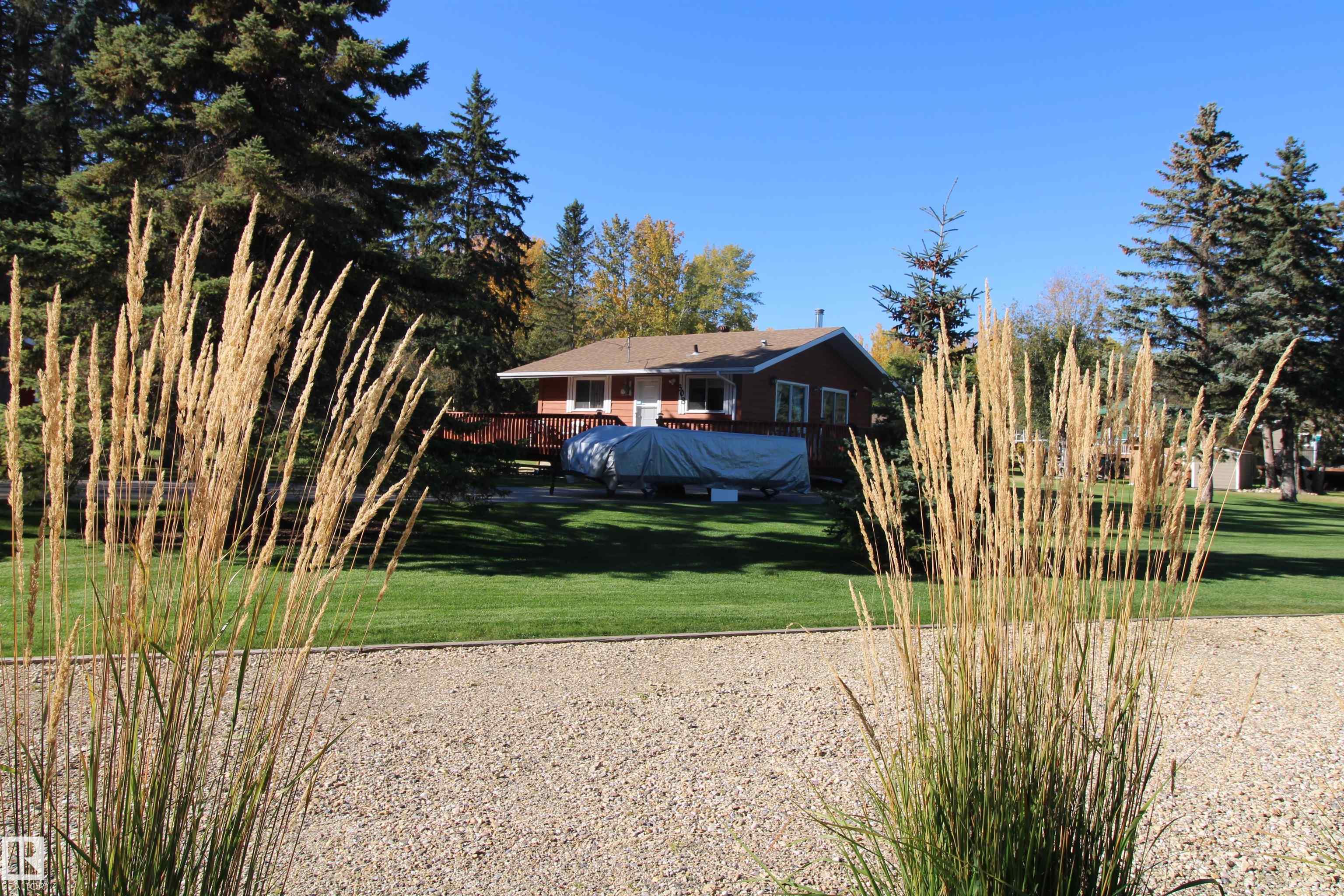 308, 309 3 St. Ross Haven, Rural Lac Ste. Anne County, Alberta, T0E 1A0
