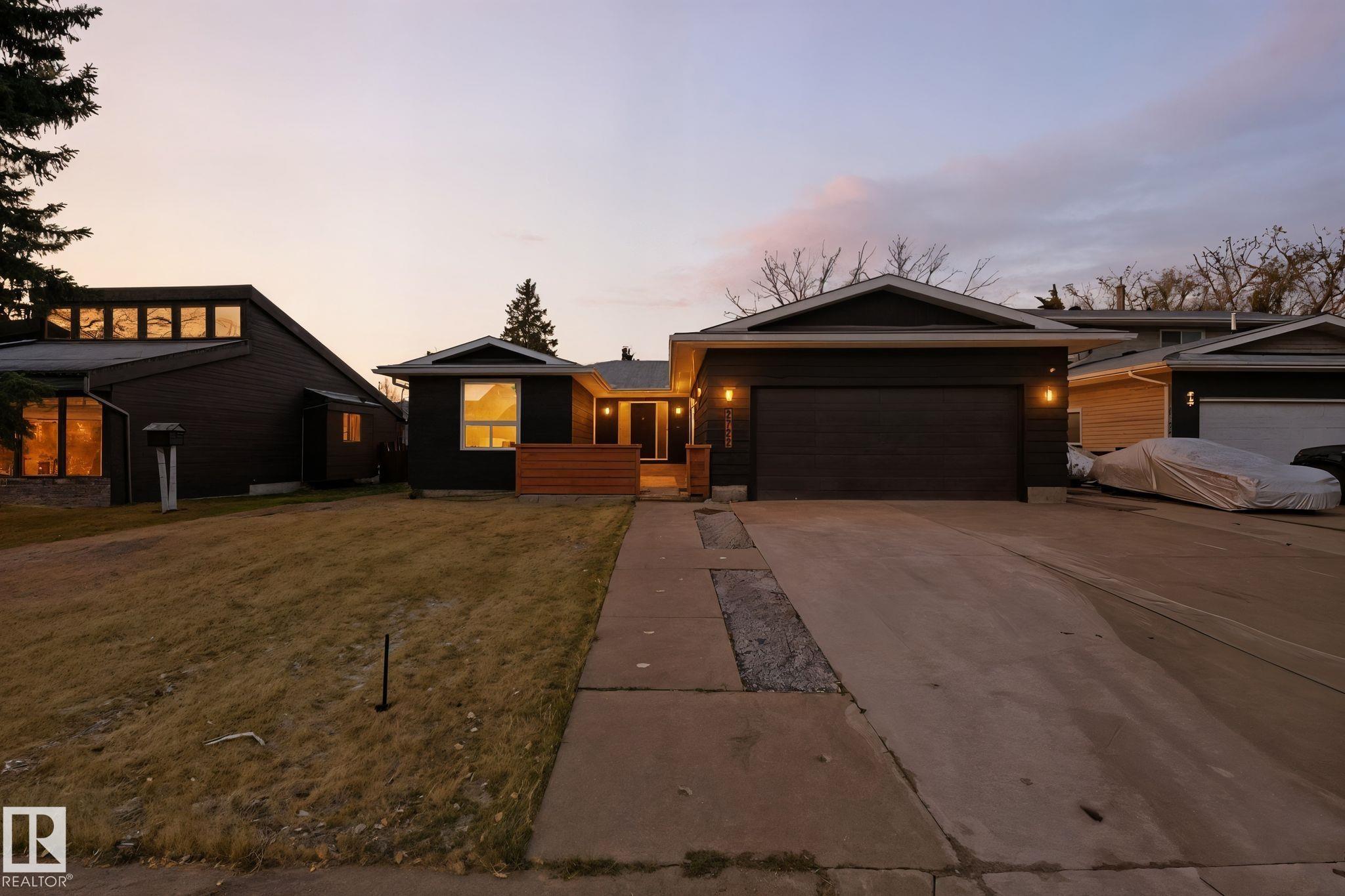 2722 104a Street, Edmonton, Alberta, T6J 4C3