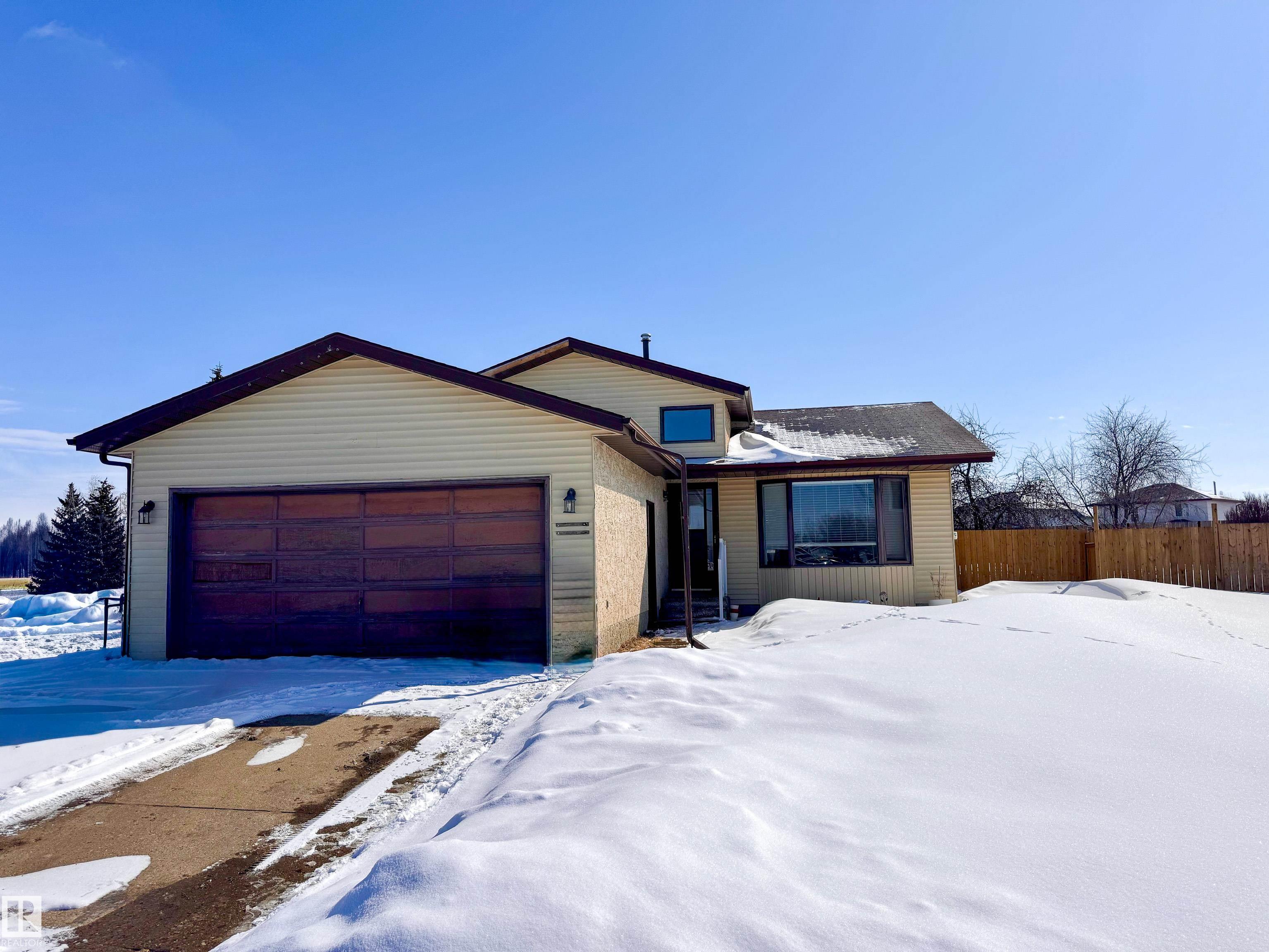 8703 102 Avenue, Morinville, Alberta, T8R 1B7