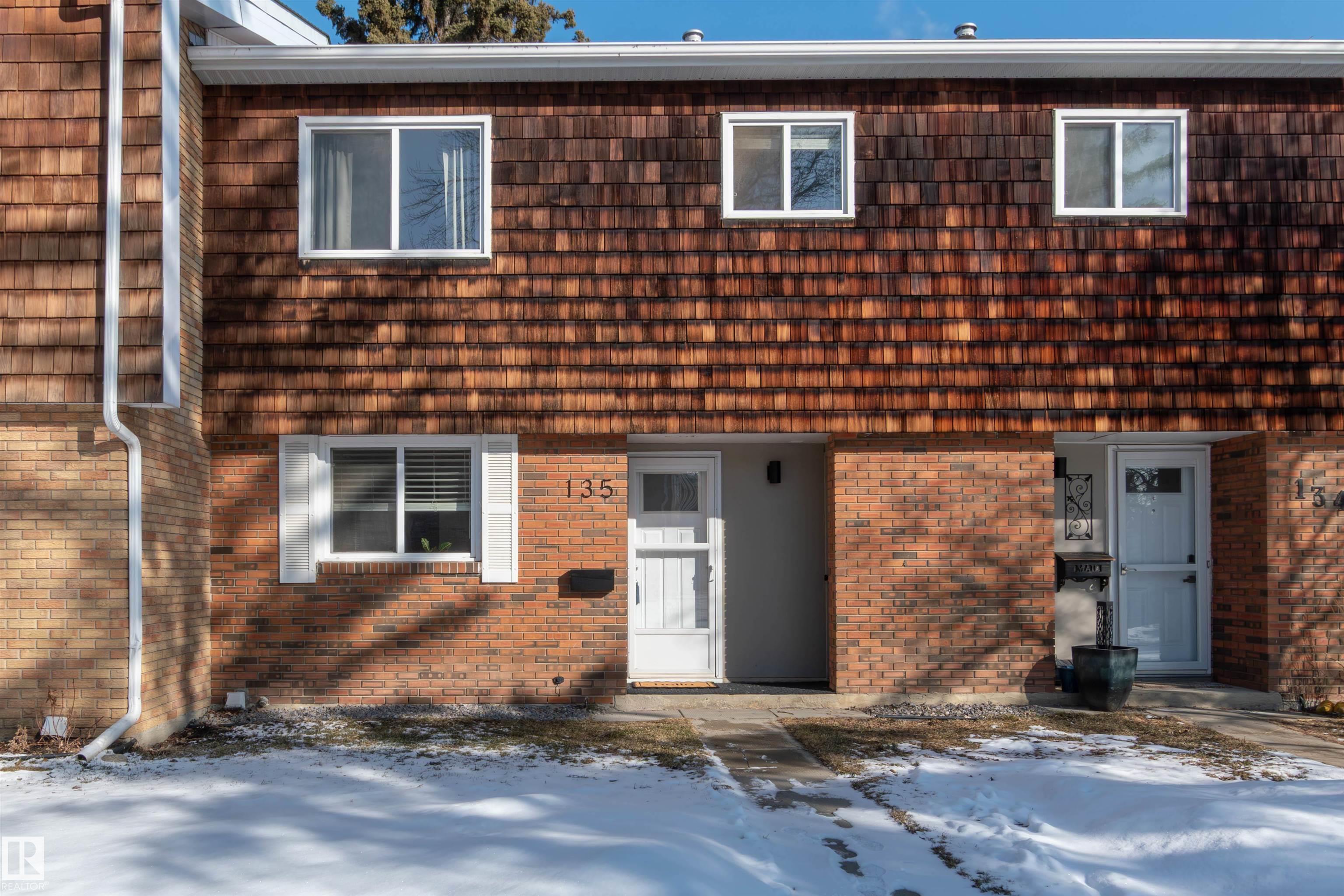 135 Great Oaks, Sherwood Park, Alberta, T8A 0V8