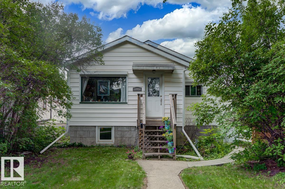 10950 73 Avenue, Edmonton, Alberta, T6G 0C2