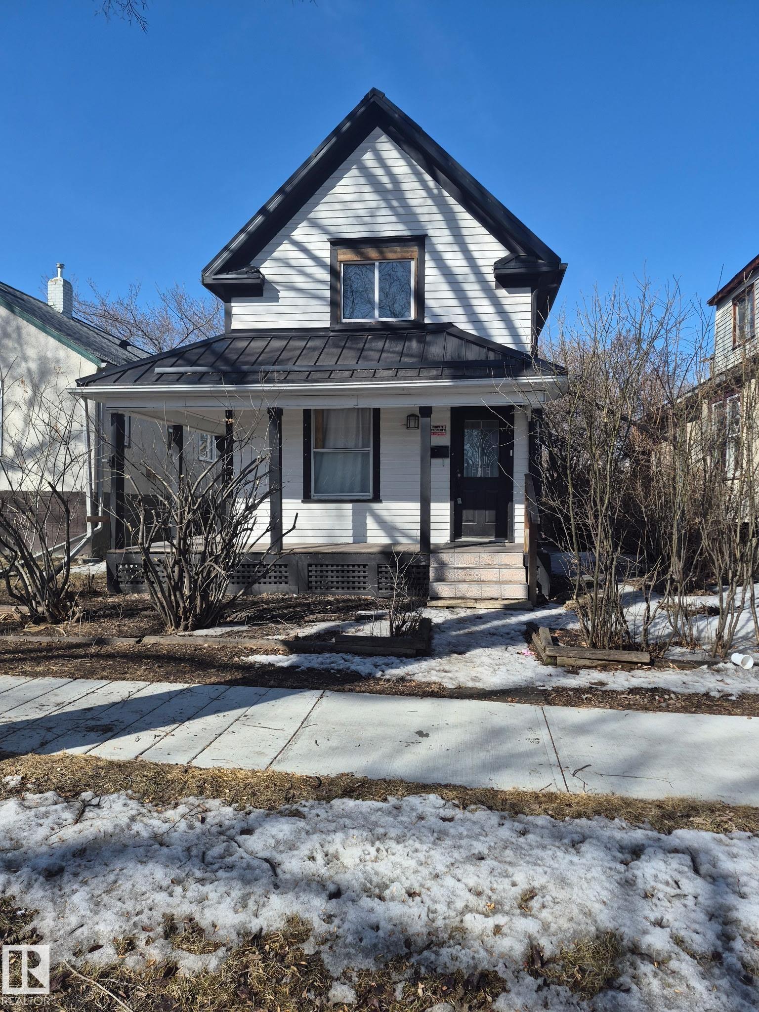 11436 91 Street, Edmonton, Alberta, T5B 4A5