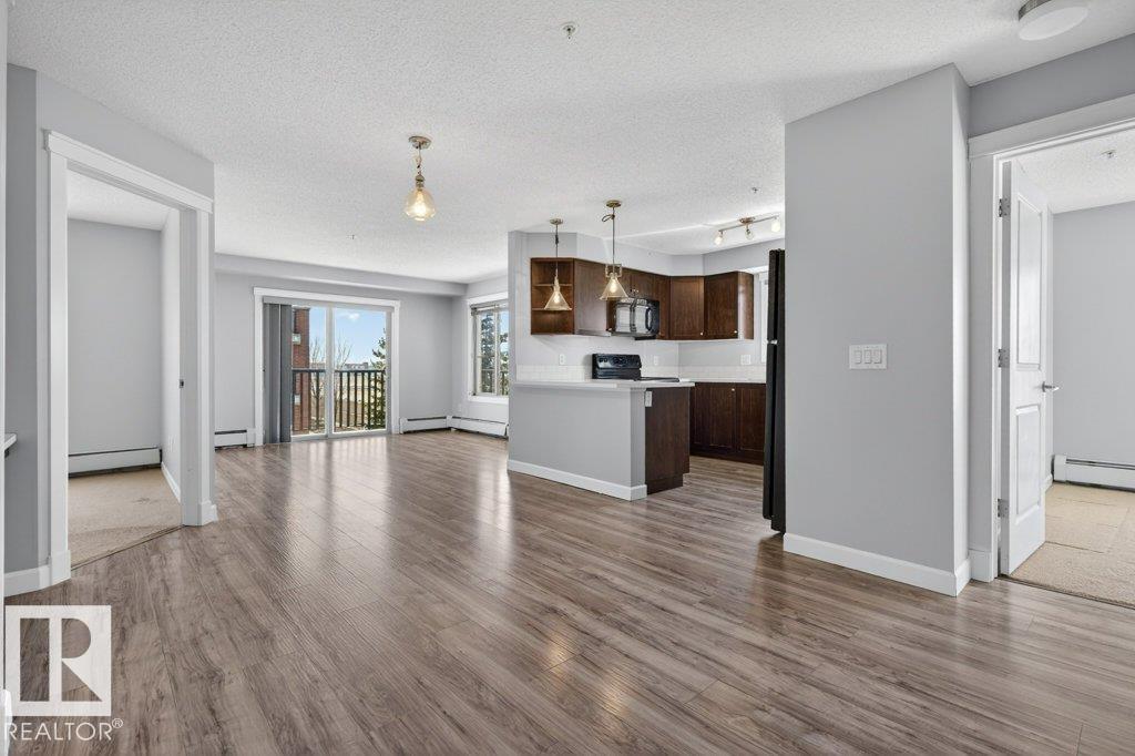 206 3719 WHITELAW Lane Edmonton Alberta