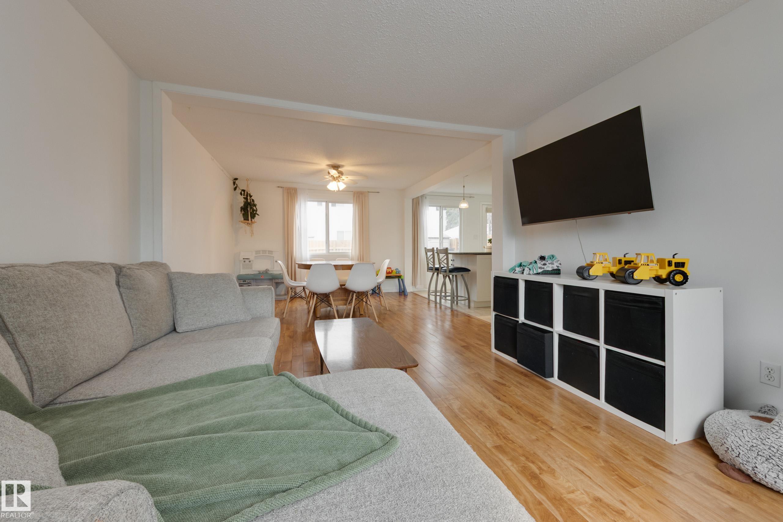 127 Ridgewood Terrace, St. Albert, Alberta, T8N 0E9