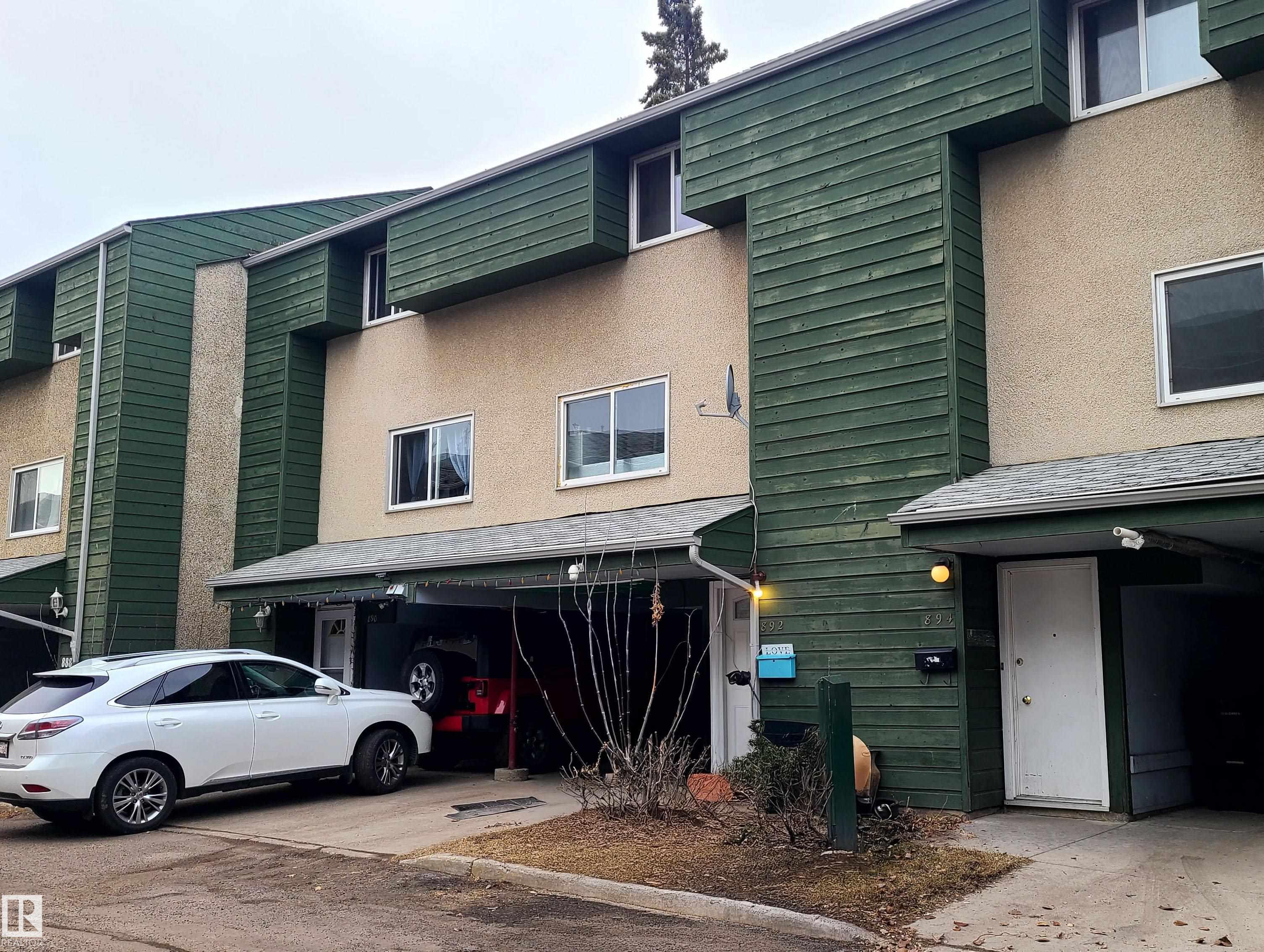 892 Abbottsfield Road NW Edmonton Alberta