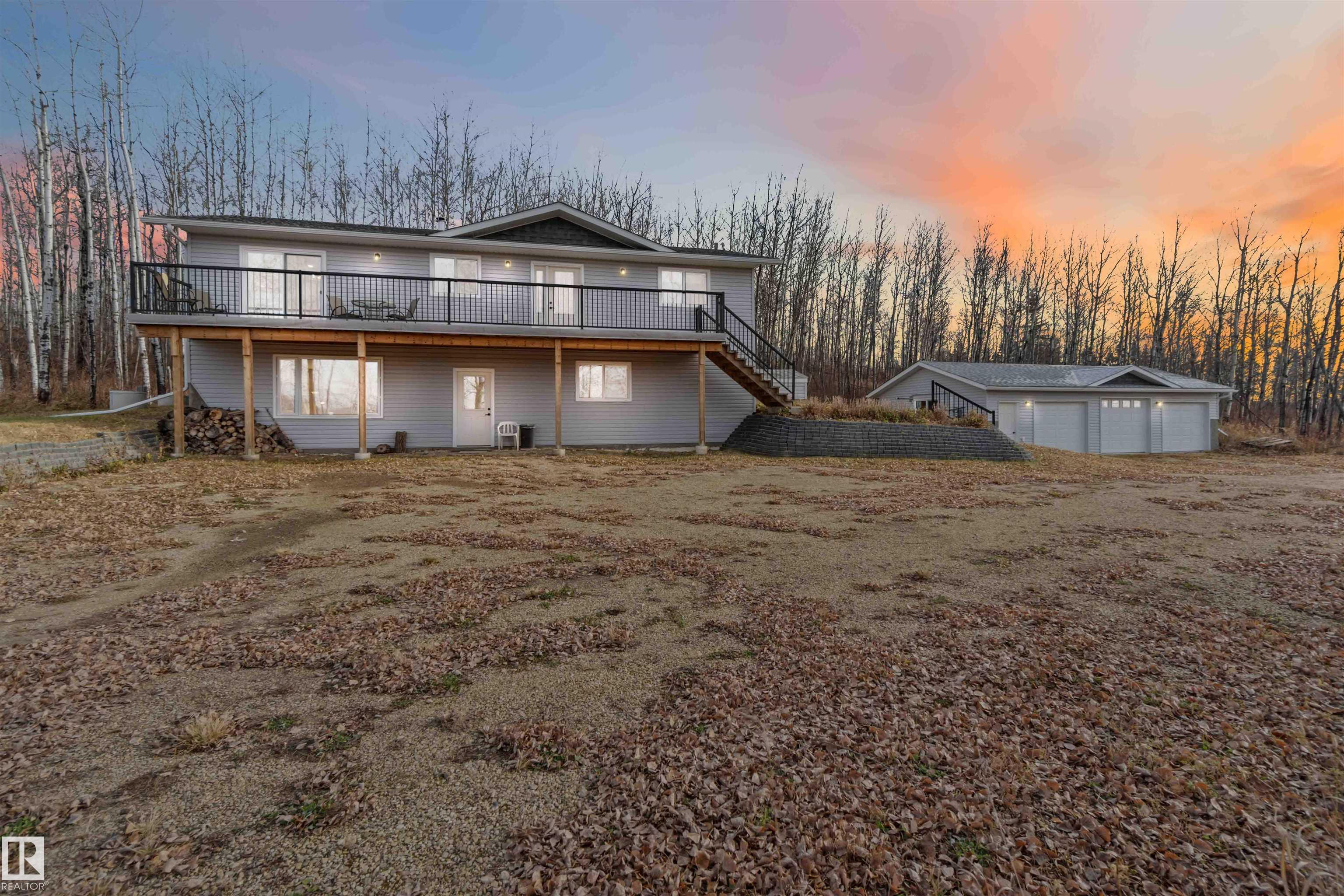 30 59209 Hwy 18, Rural Barrhead County, Alberta, T7N 1N3