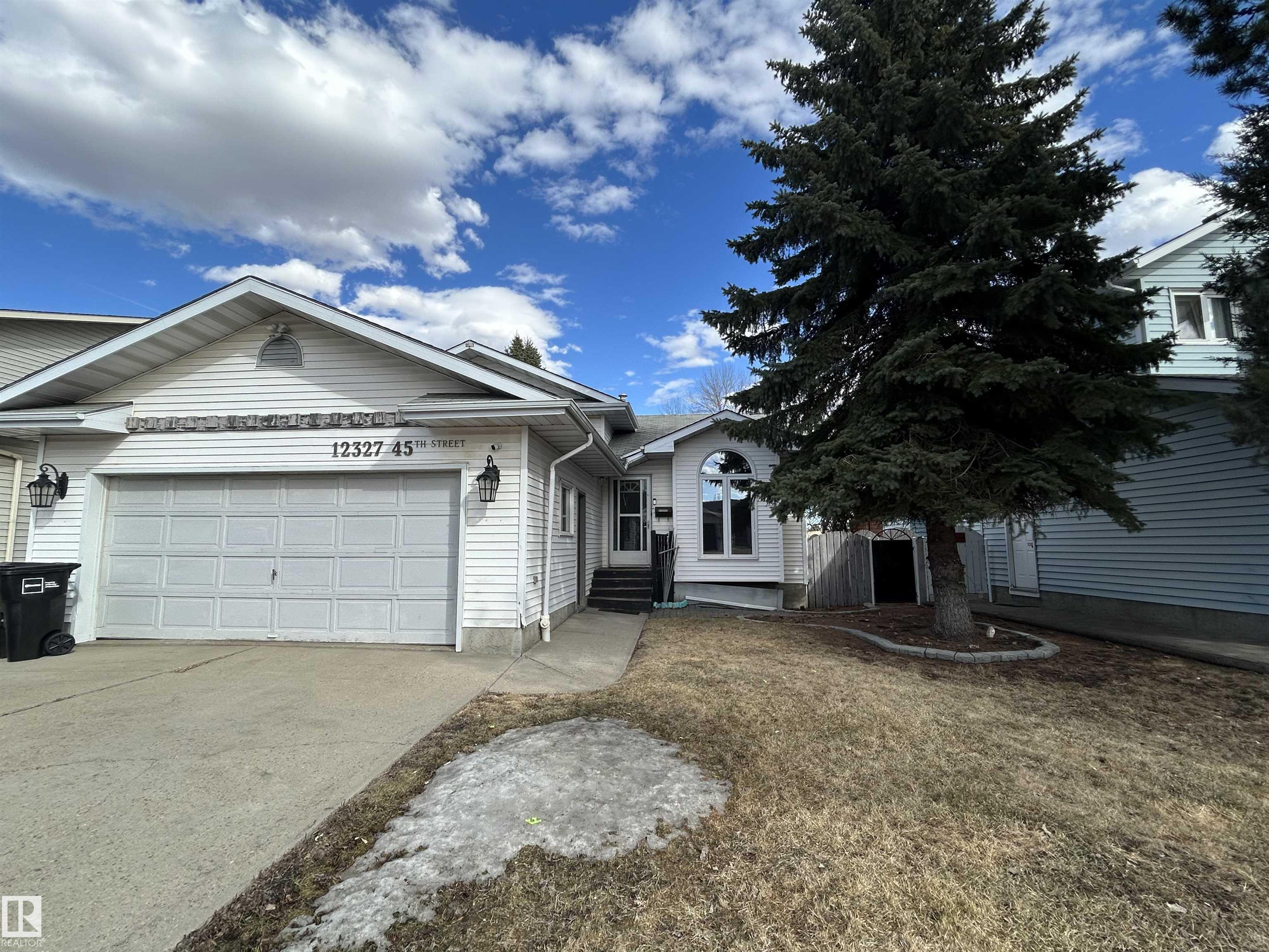 12327 45 Street, Edmonton, Alberta, T5W 5C3