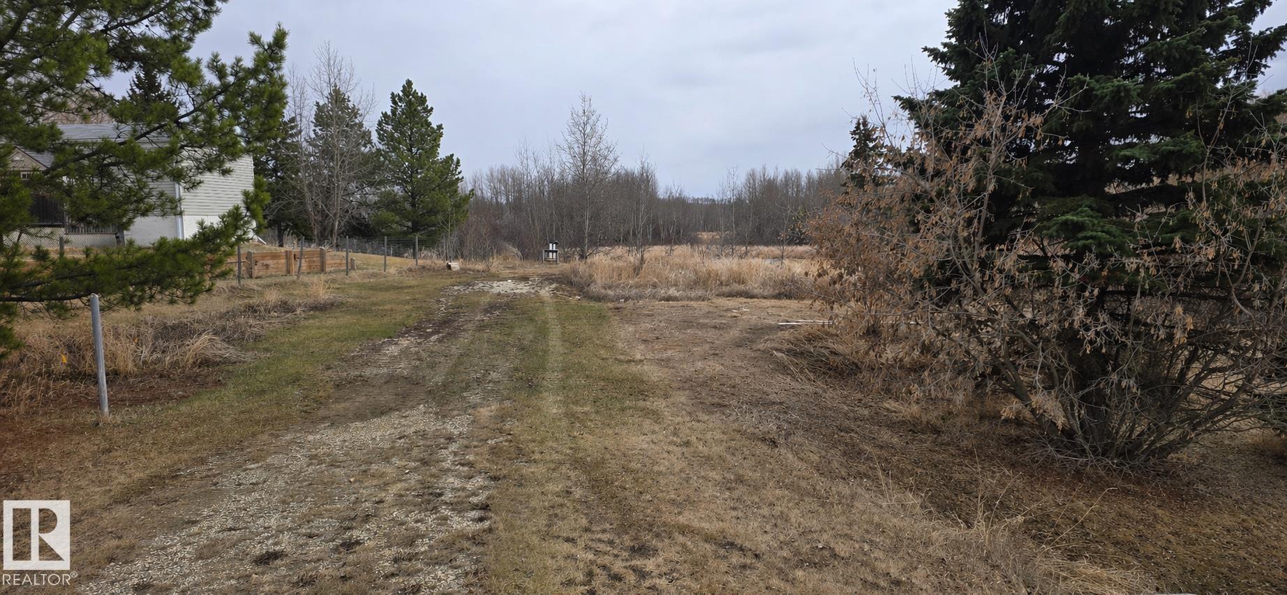 37 53025 Hghway 770, Rural Parkland County, Alberta, T7Y 2J5