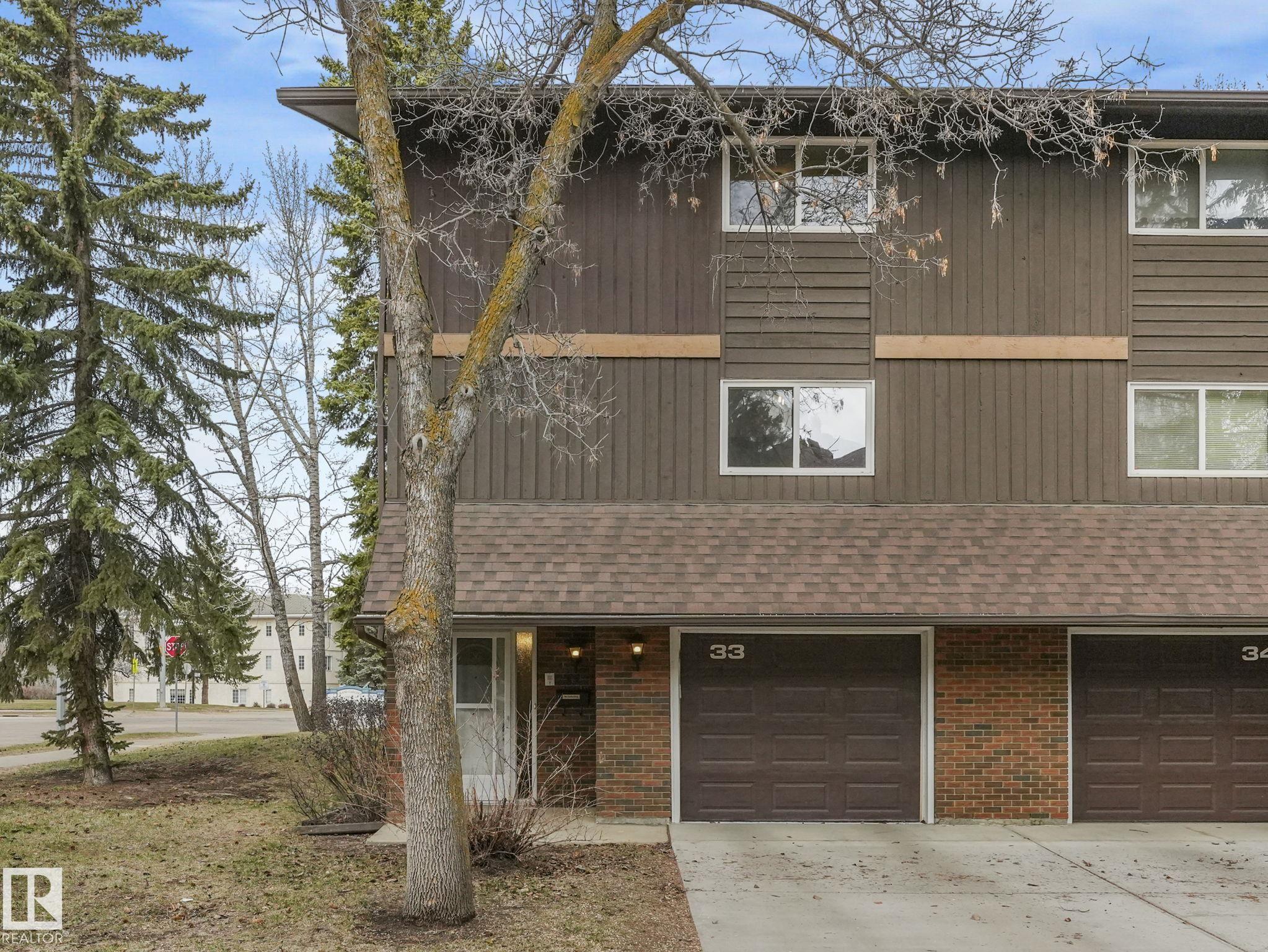 33 Glaewyn, St. Albert, Alberta, T8N 2S5