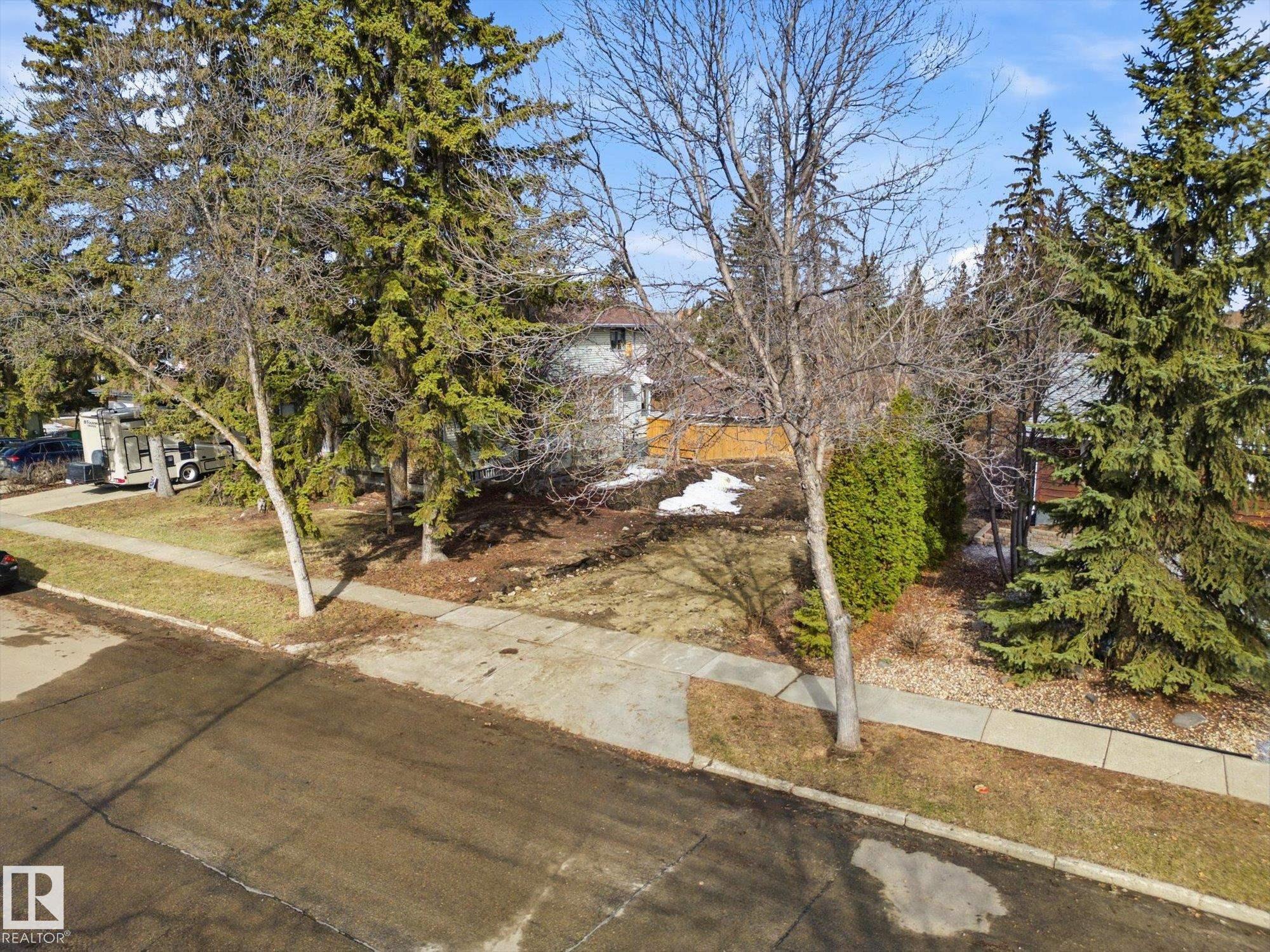 17 Belmont Drive, St. Albert, Alberta, T8N 0C4