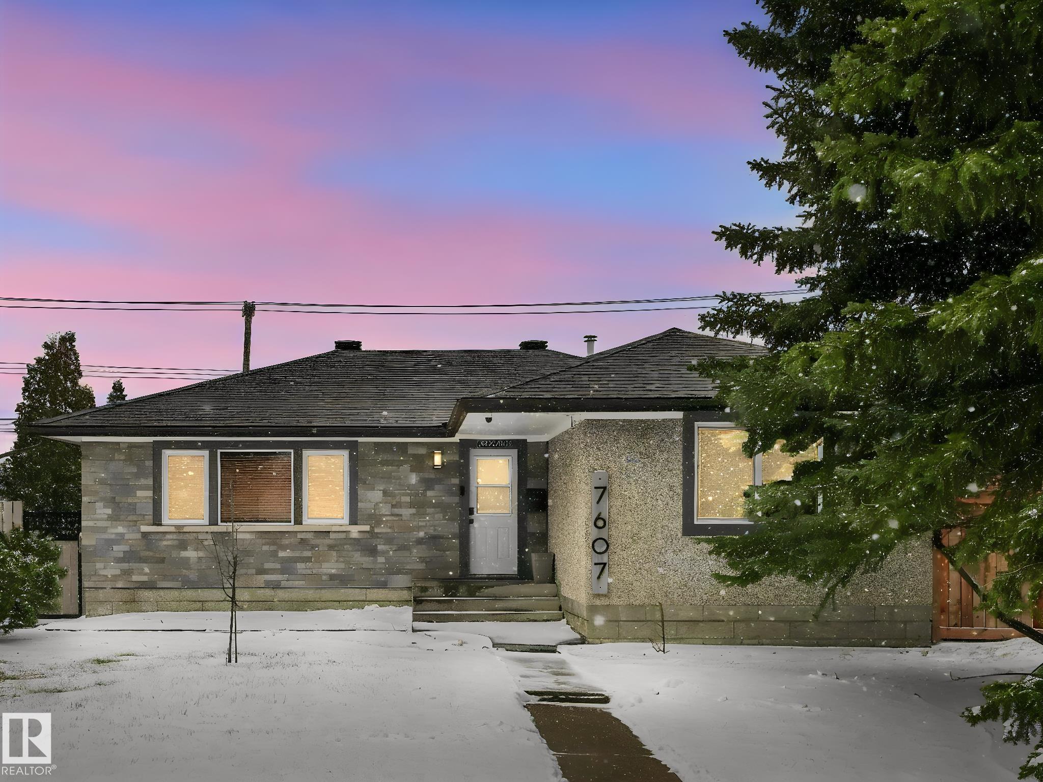 7607 70 Avenue, Edmonton, Alberta, T6C 0A3