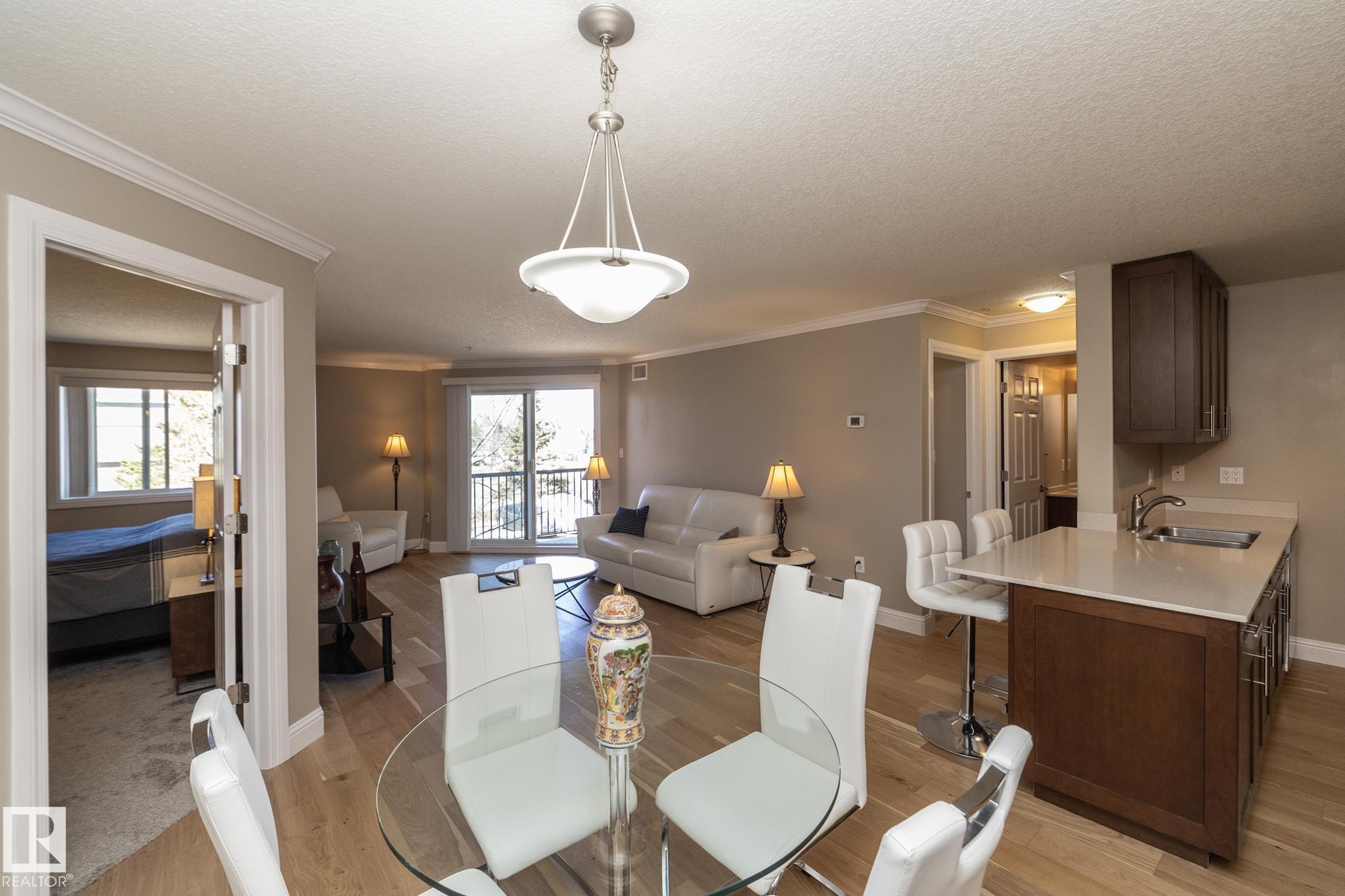 209 13111 140 Avenue, Edmonton, Alberta, T6V 0B1