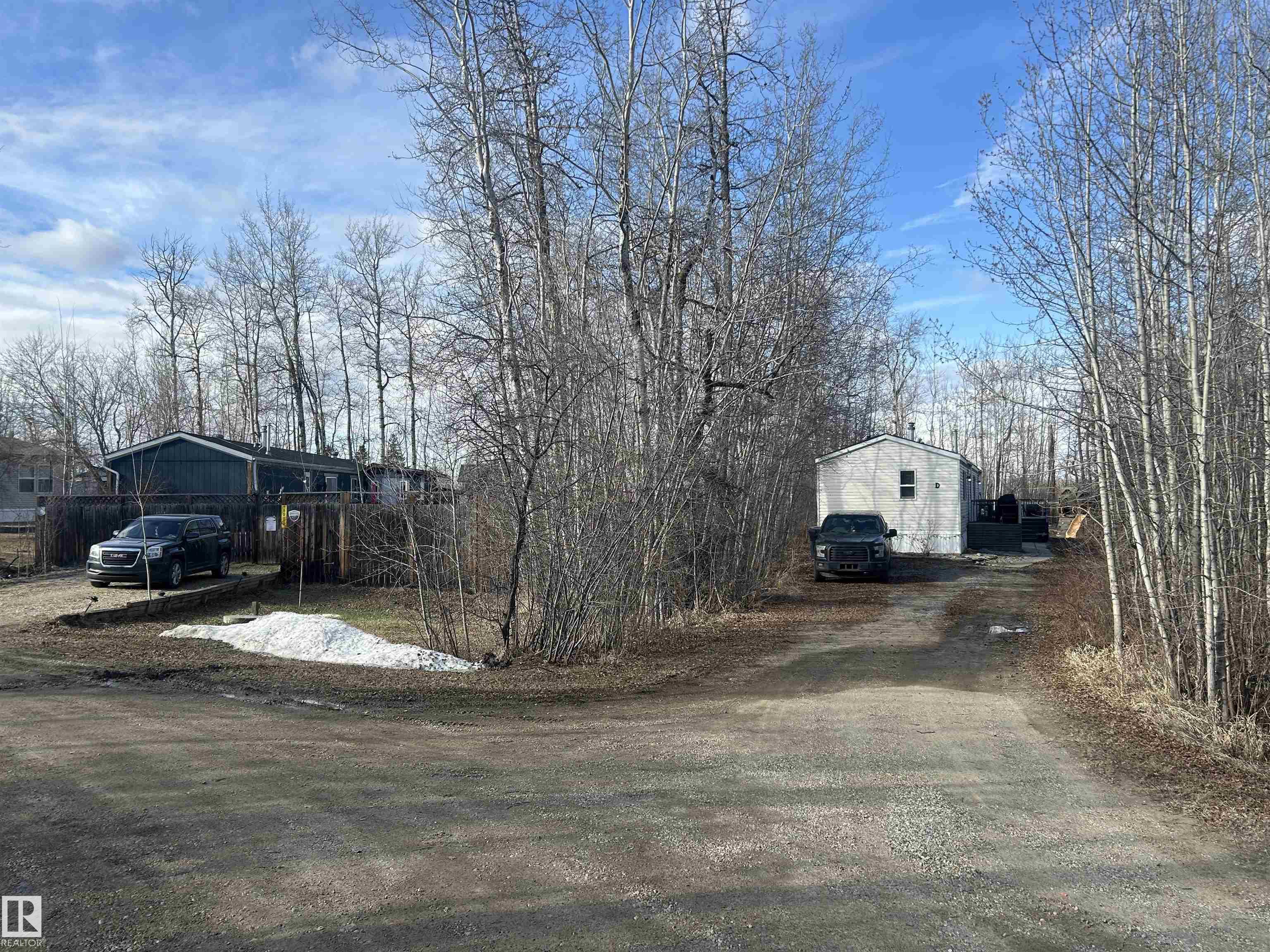 102 54500 Lac Ste Anne Trail, Rural Sturgeon County, Alberta, T8R 1Z1