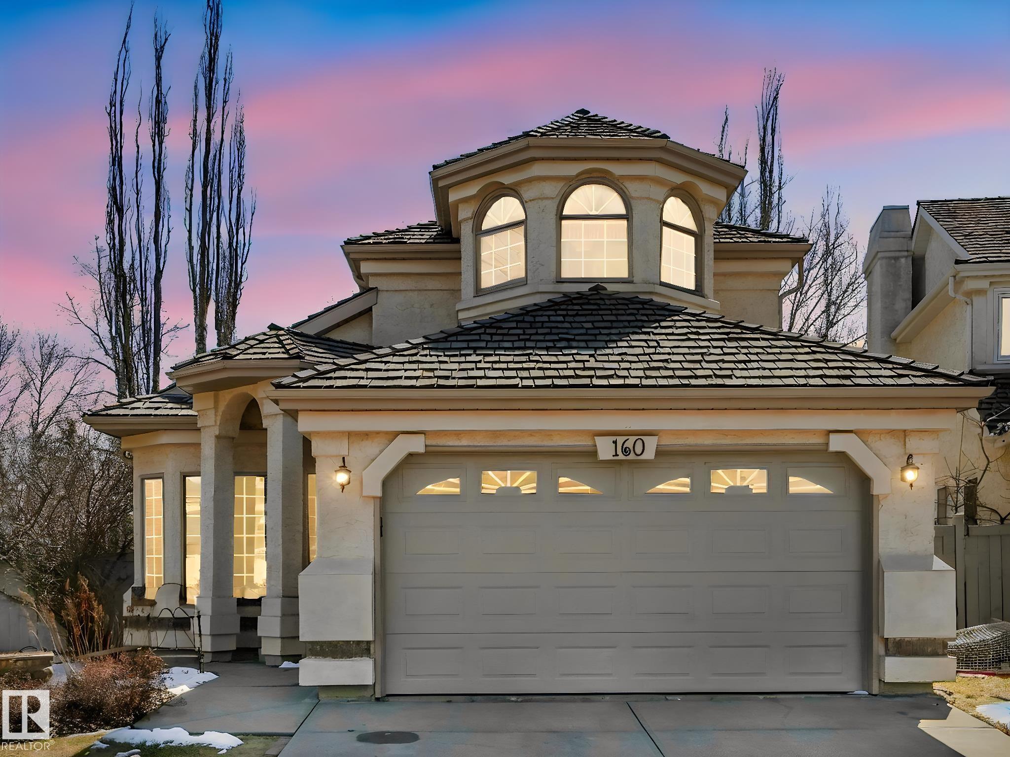 160 Carlson Close, Edmonton, Alberta, T6R 2J7