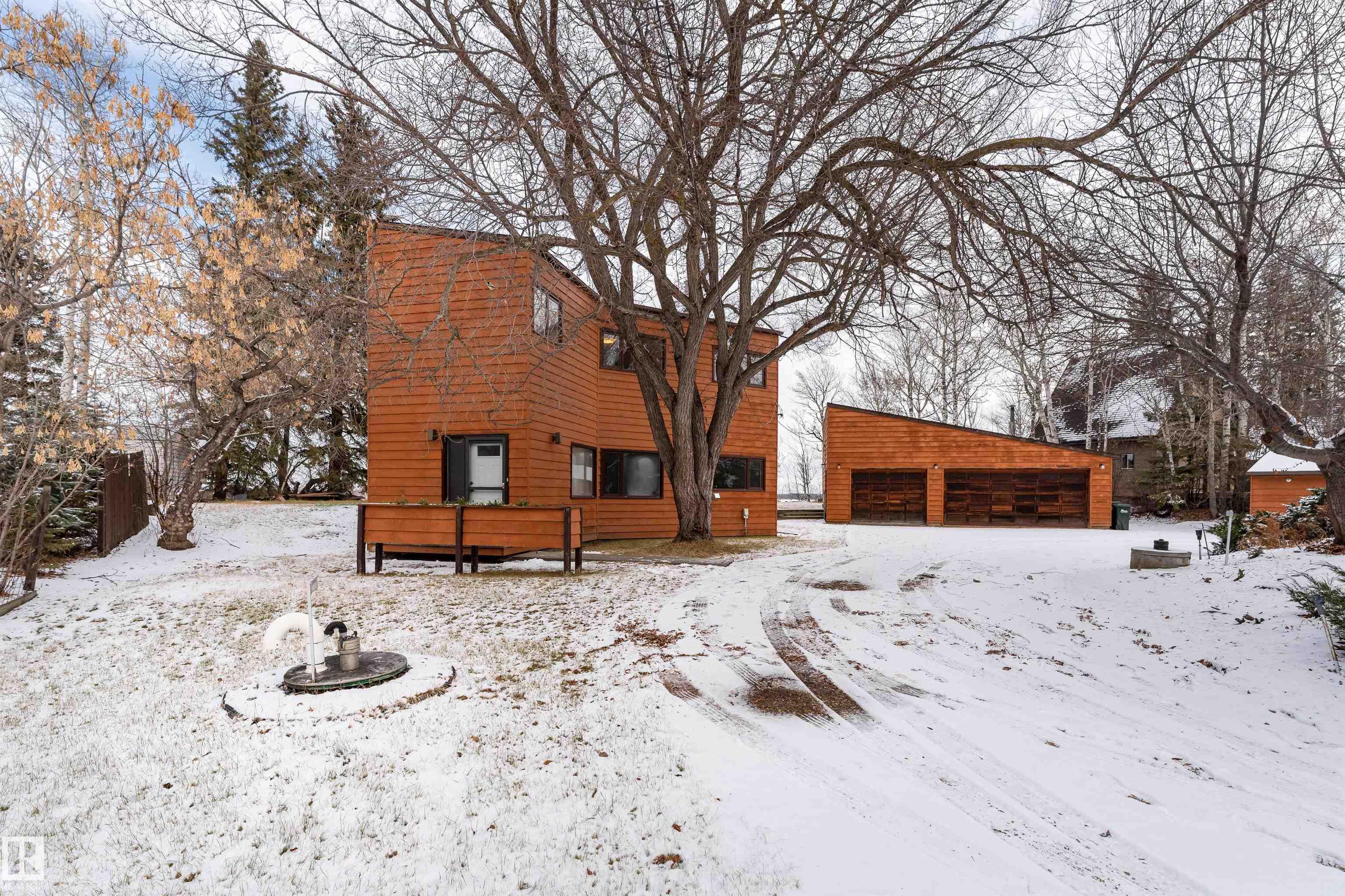 209 51268 Rge Road 204, Rural Strathcona County, Alberta, T8G 1E9