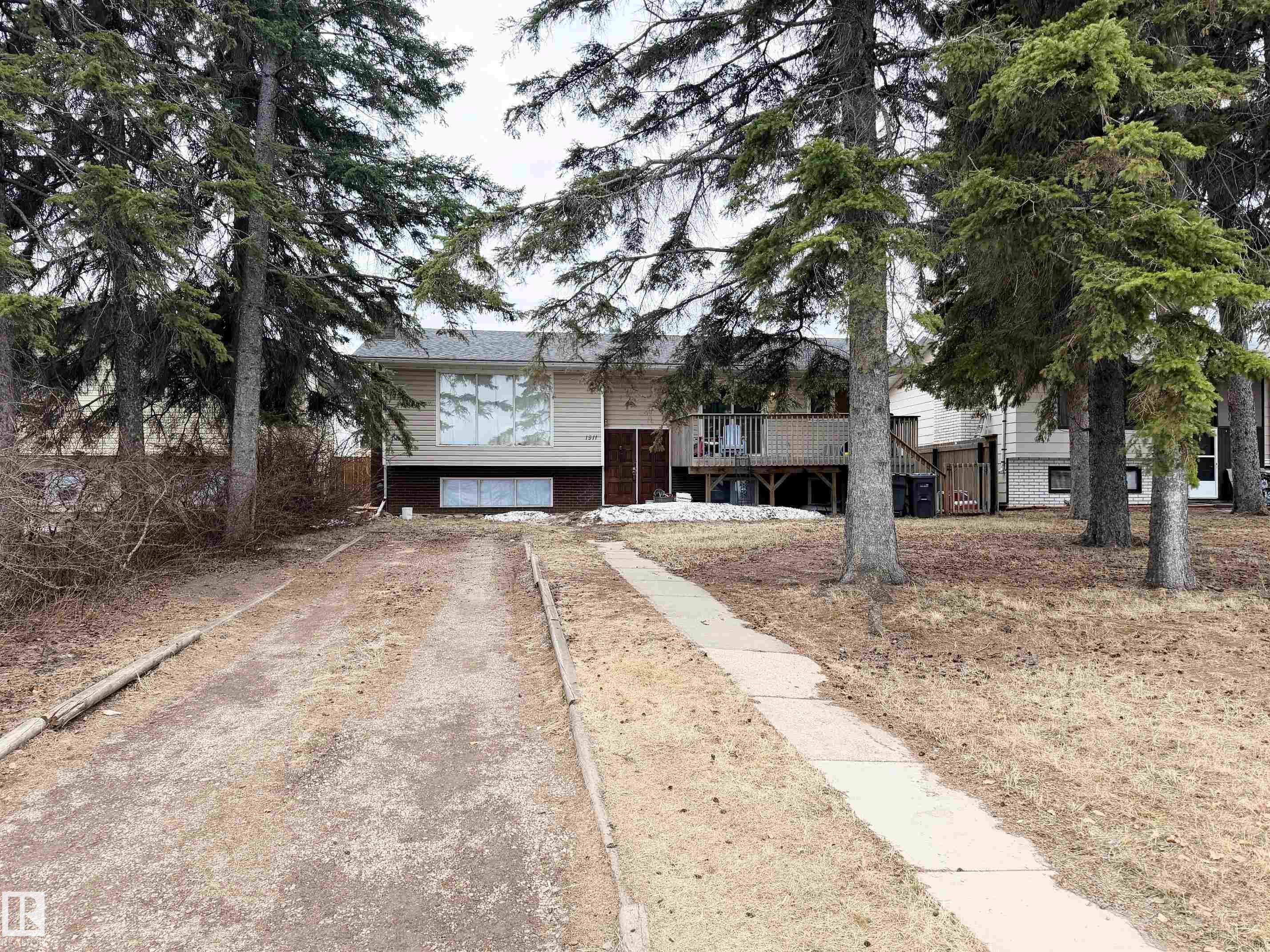 1911 1 Avenue, Cold Lake, Alberta, T9M 1E4