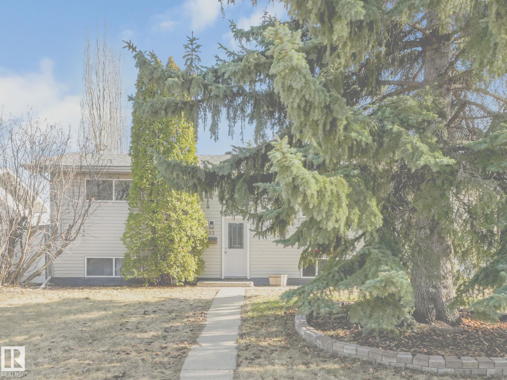 32 Manor Drive, Spruce Grove, Alberta, T7X 2G8