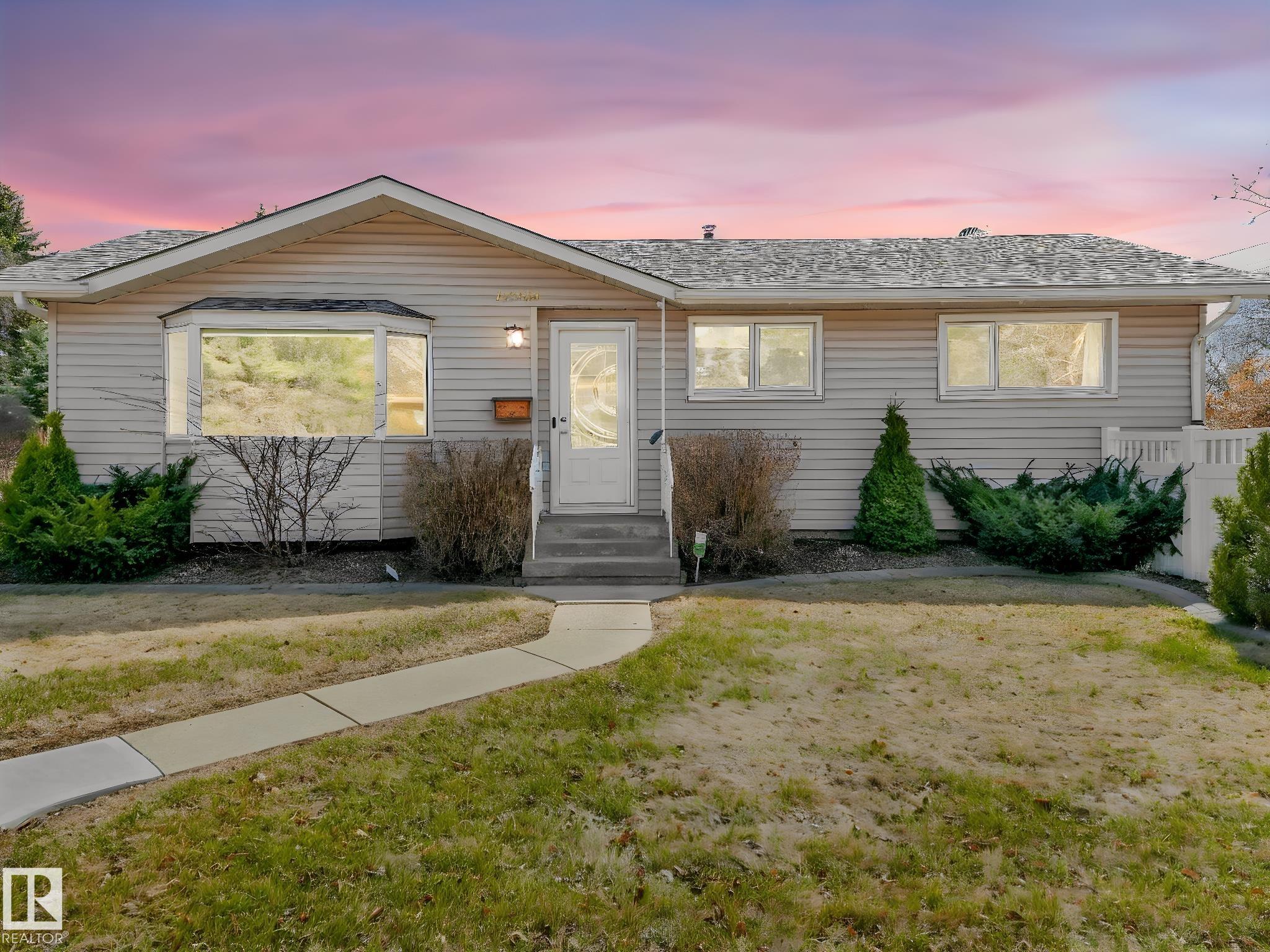 12303 131 Avenue, Edmonton, Alberta, T5L 3M9