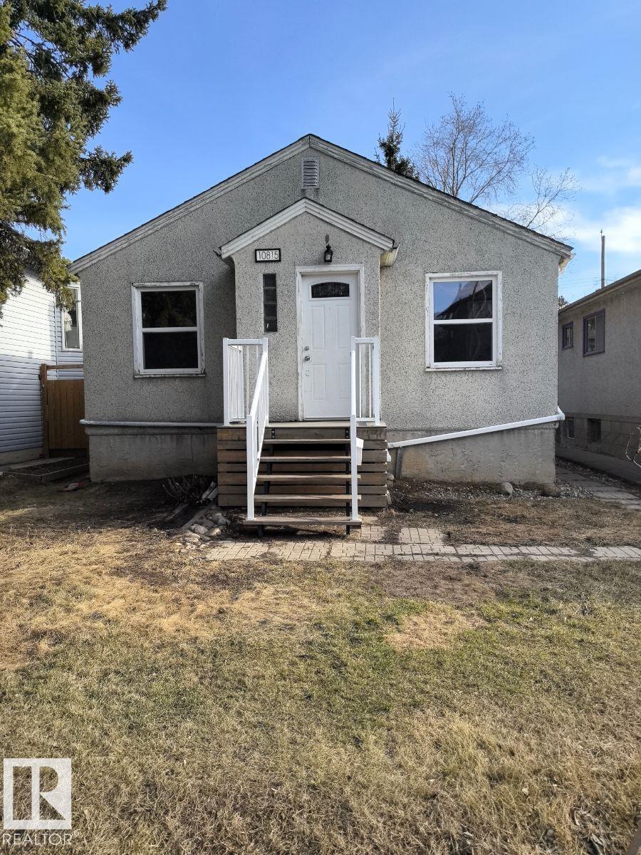 10815 68 Avenue, Edmonton, Alberta, T6H 2B7