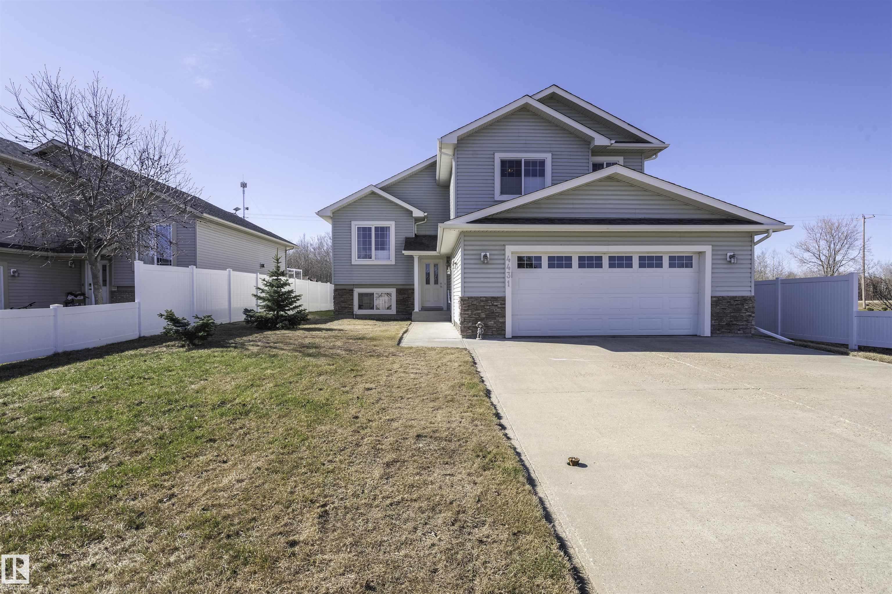 4431 48 Avenue, Clyde, Alberta, T0G 2J0