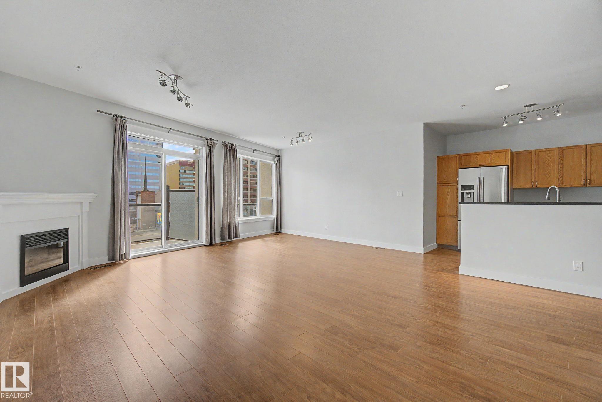 411 10033 110 Street Edmonton Alberta