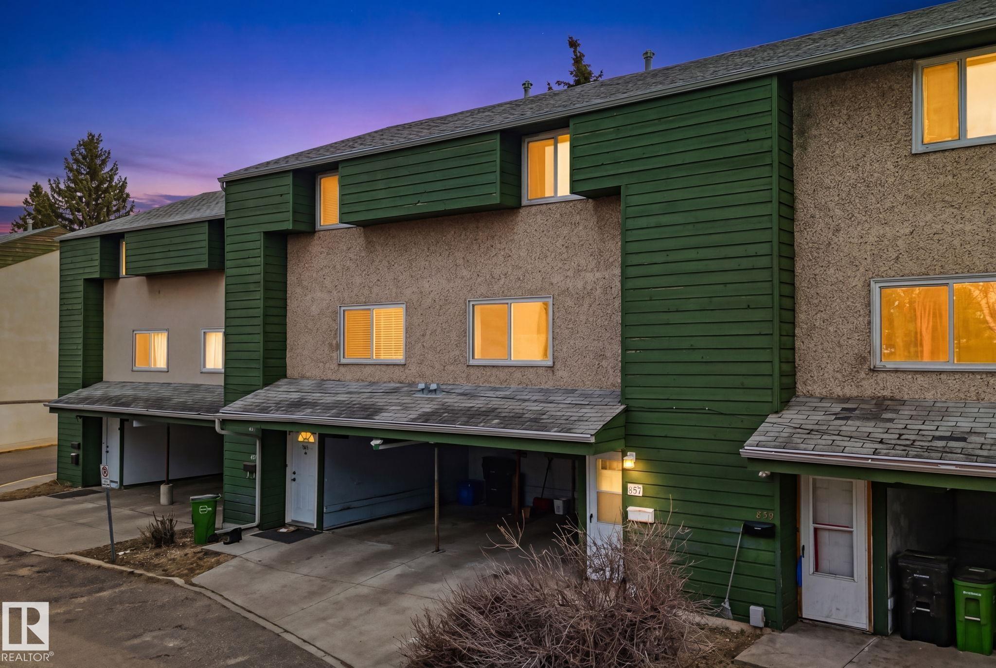 857 Abbottsfield Road Nw, Edmonton, Alberta, T5W 4R4