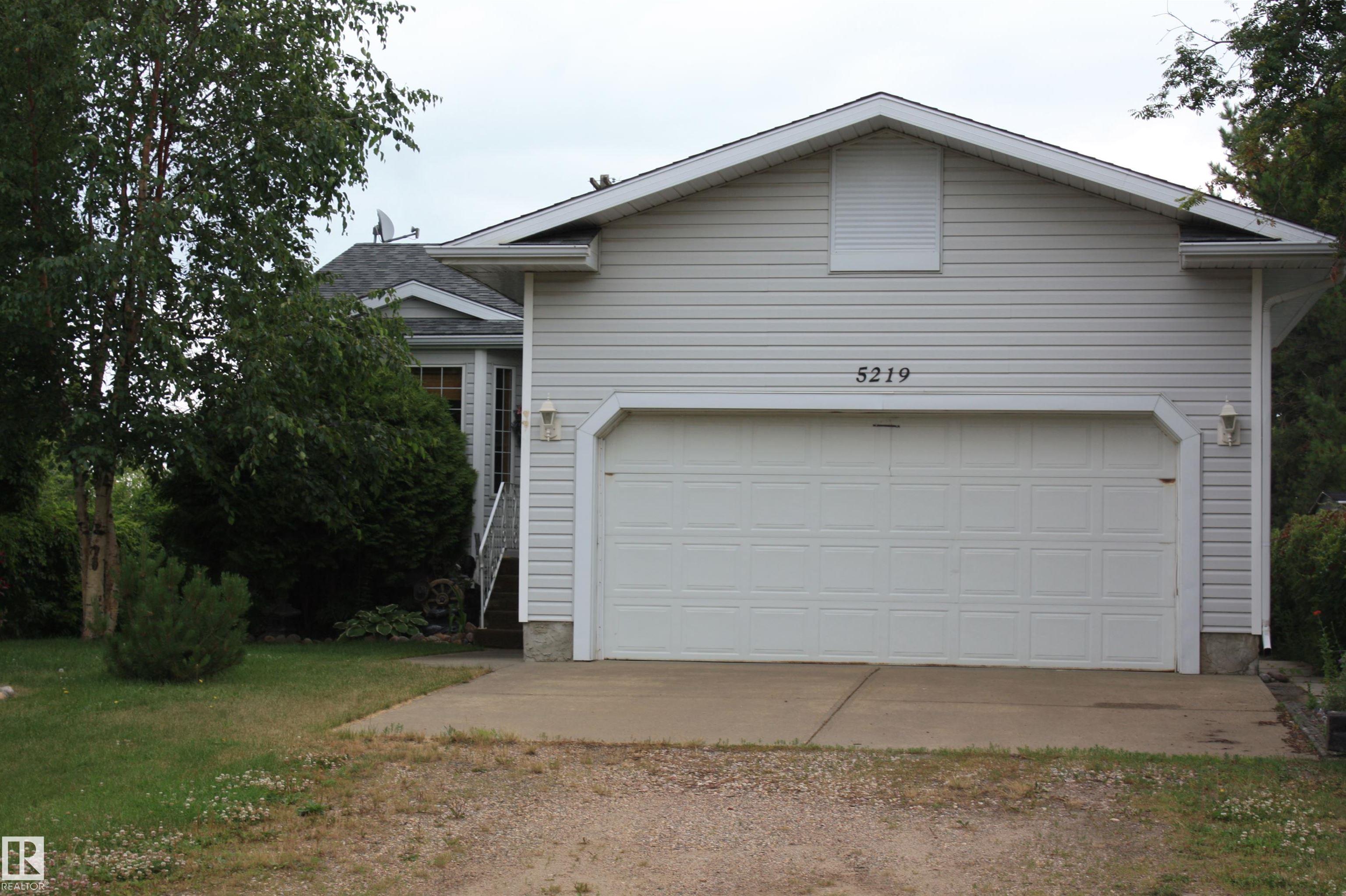 5219 49 Street, Waskatenau, Alberta, T0A 3P0
