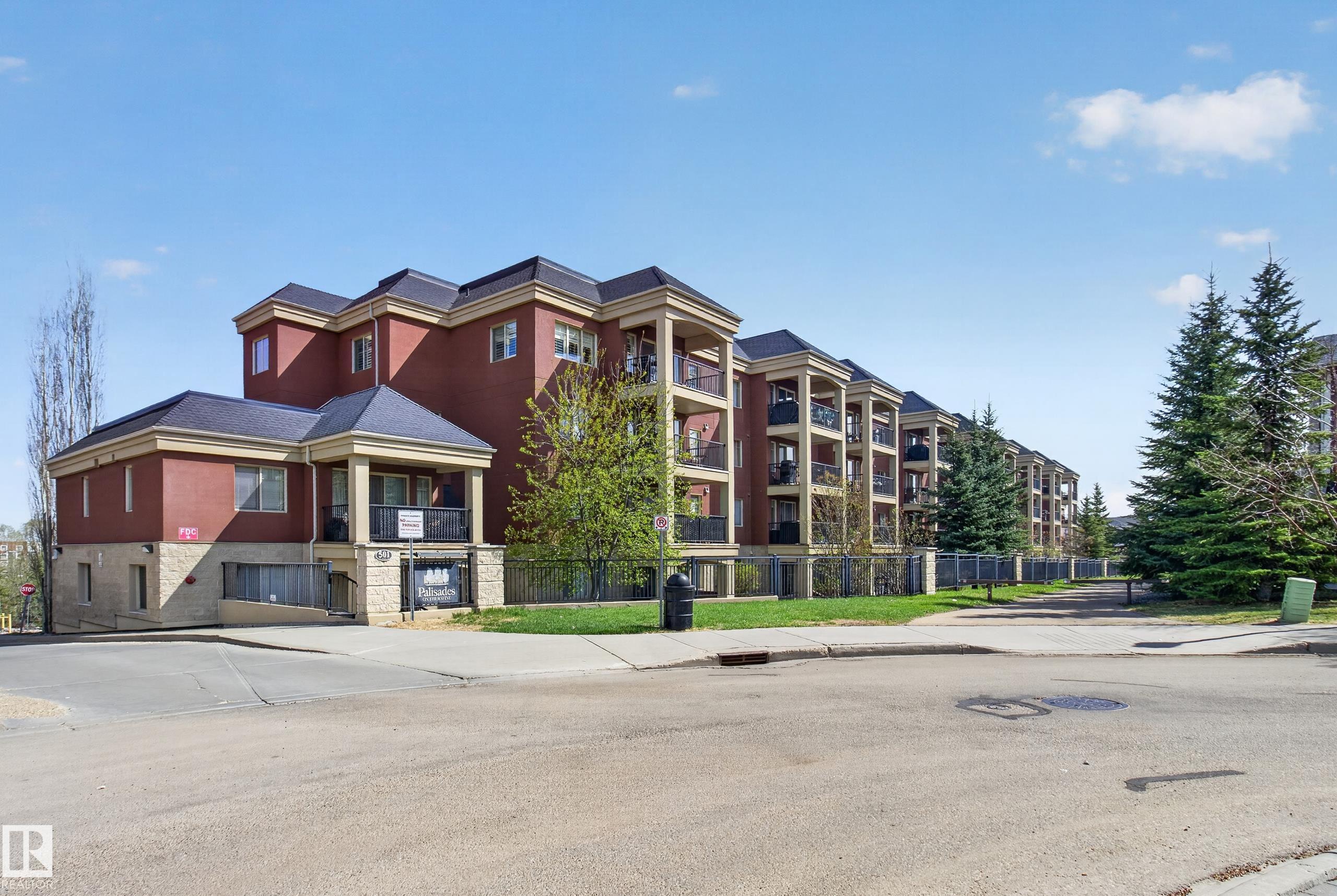 207 501 Palisades Way, Sherwood Park, Alberta, T8H 0H8