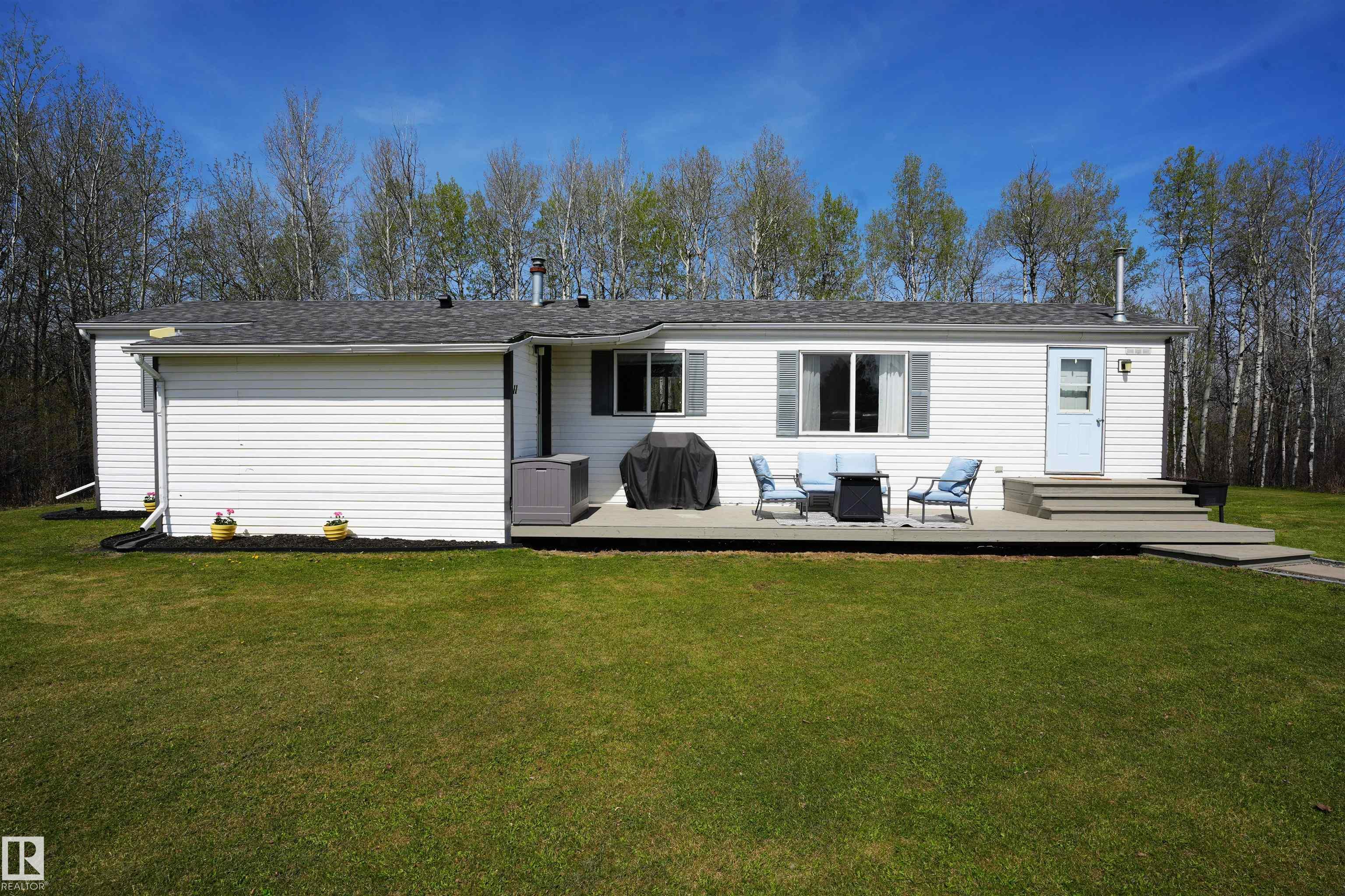11 27420 Twp Road 544, Rural Sturgeon County, Alberta, T8R 2B4