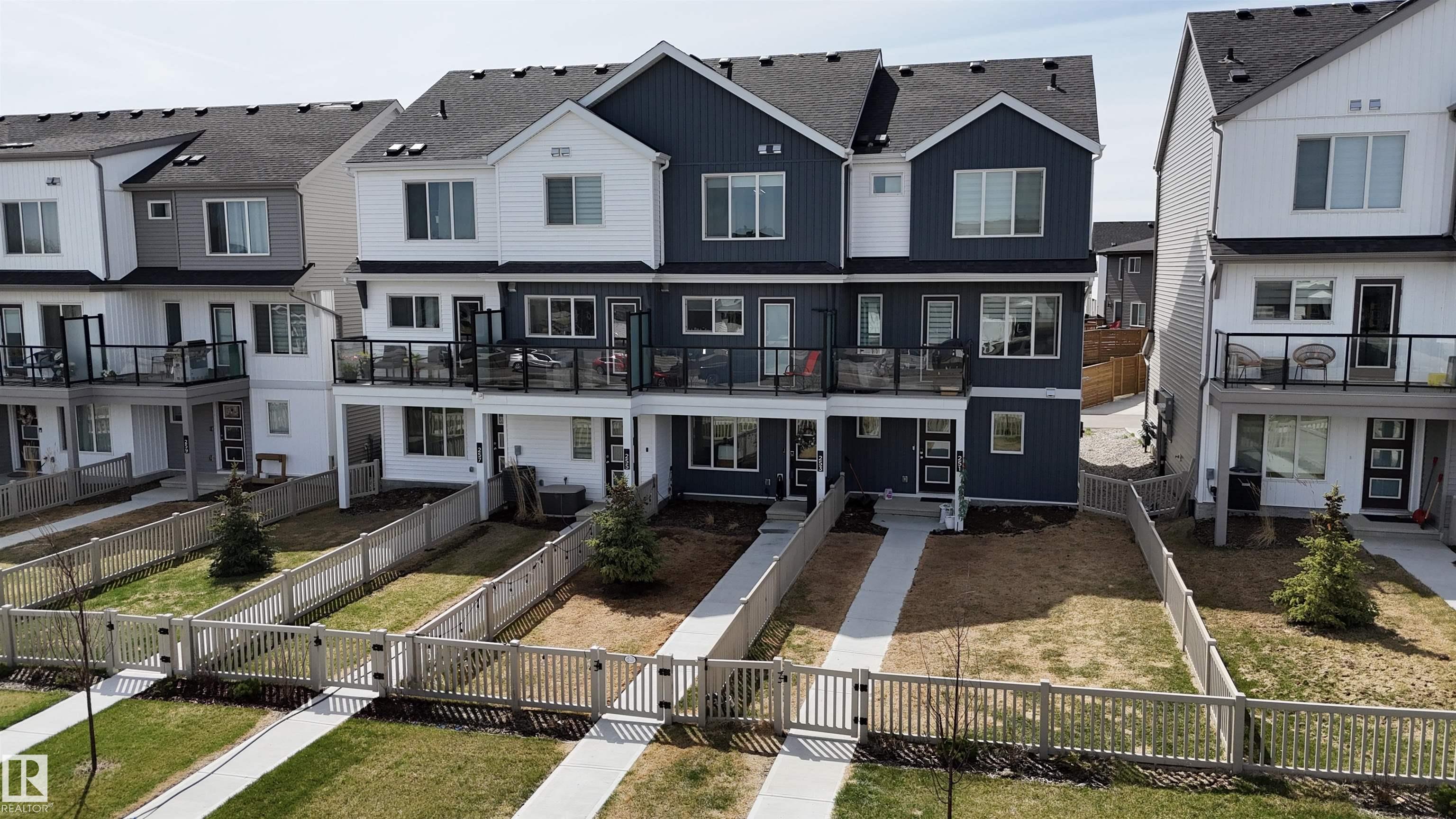 253 Marquis Boulevard, Edmonton, Alberta, T5Y 4E7