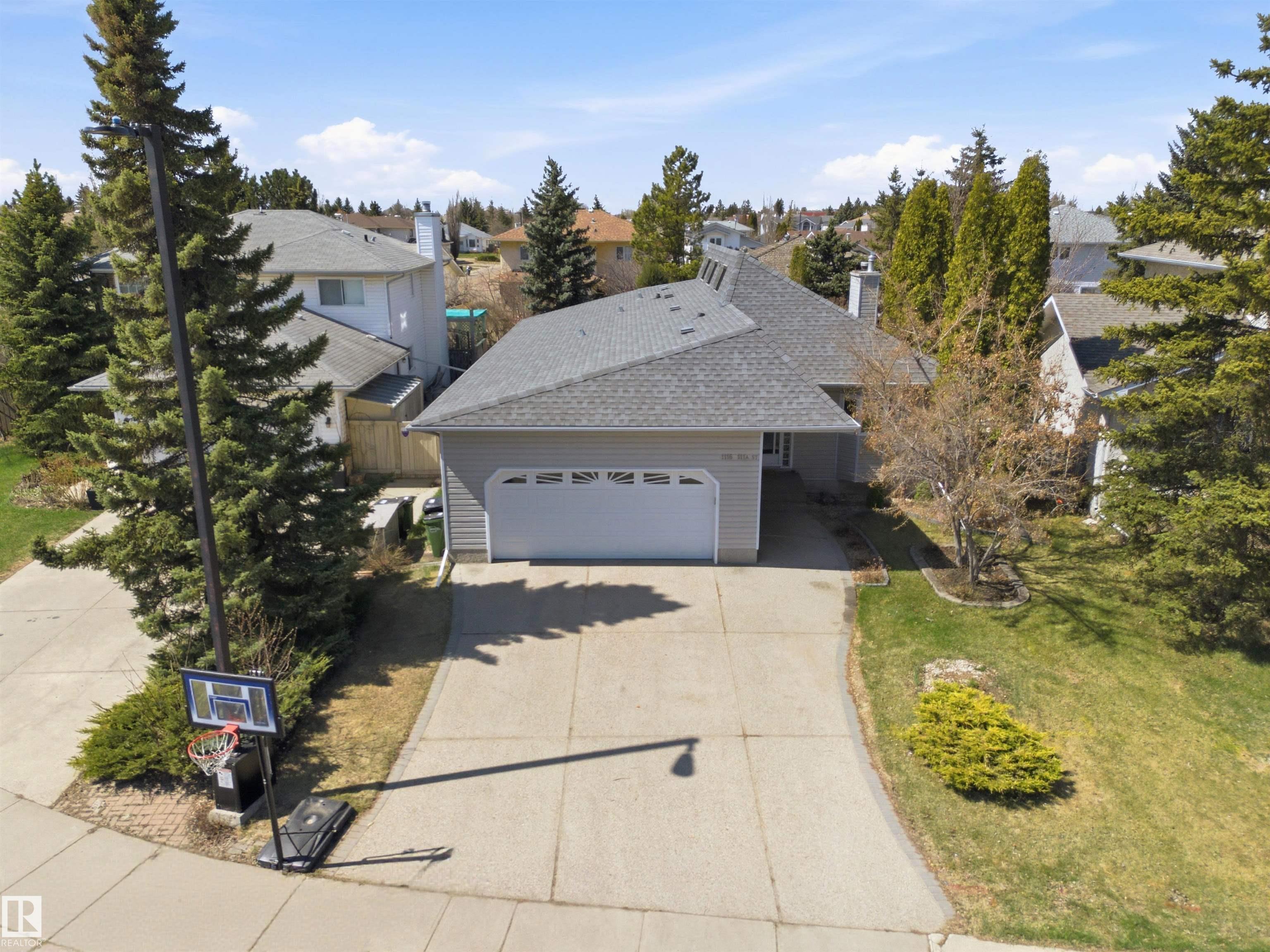 1116 111A Street Edmonton Alberta