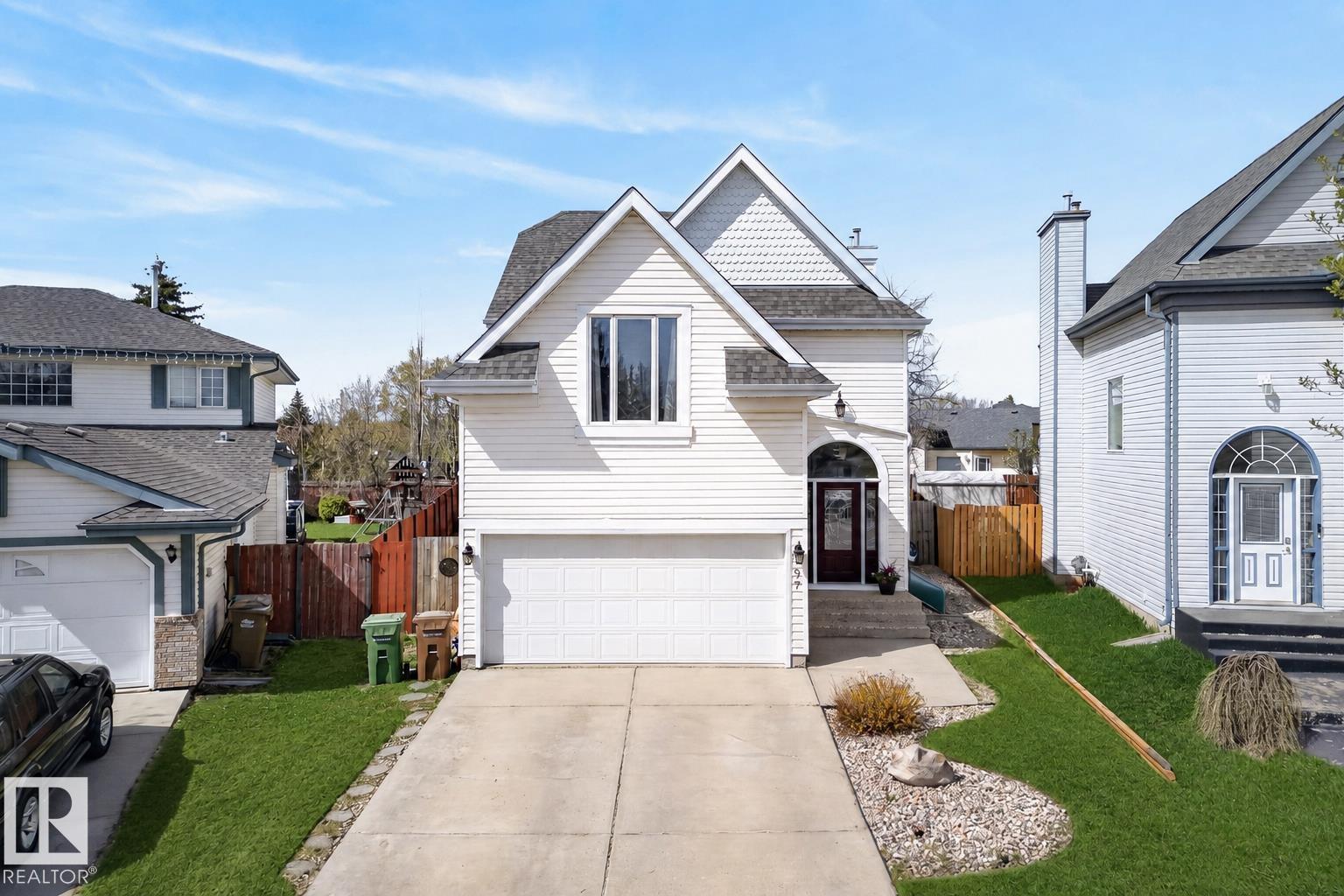 97 Delage Crescent, St. Albert, Alberta, T8N 5Y8