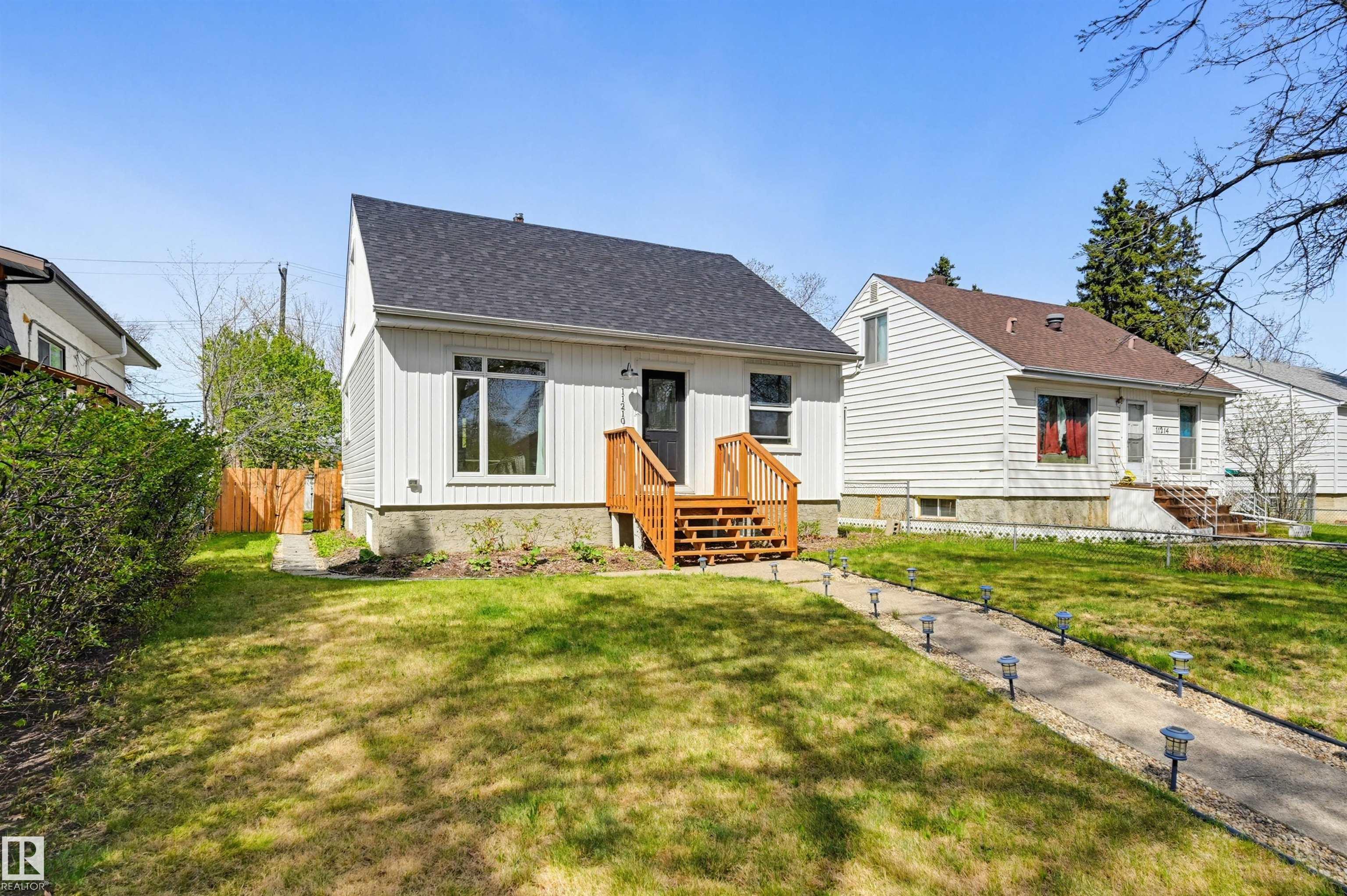 11210 105 Street, Edmonton, Alberta, T5G 2M5