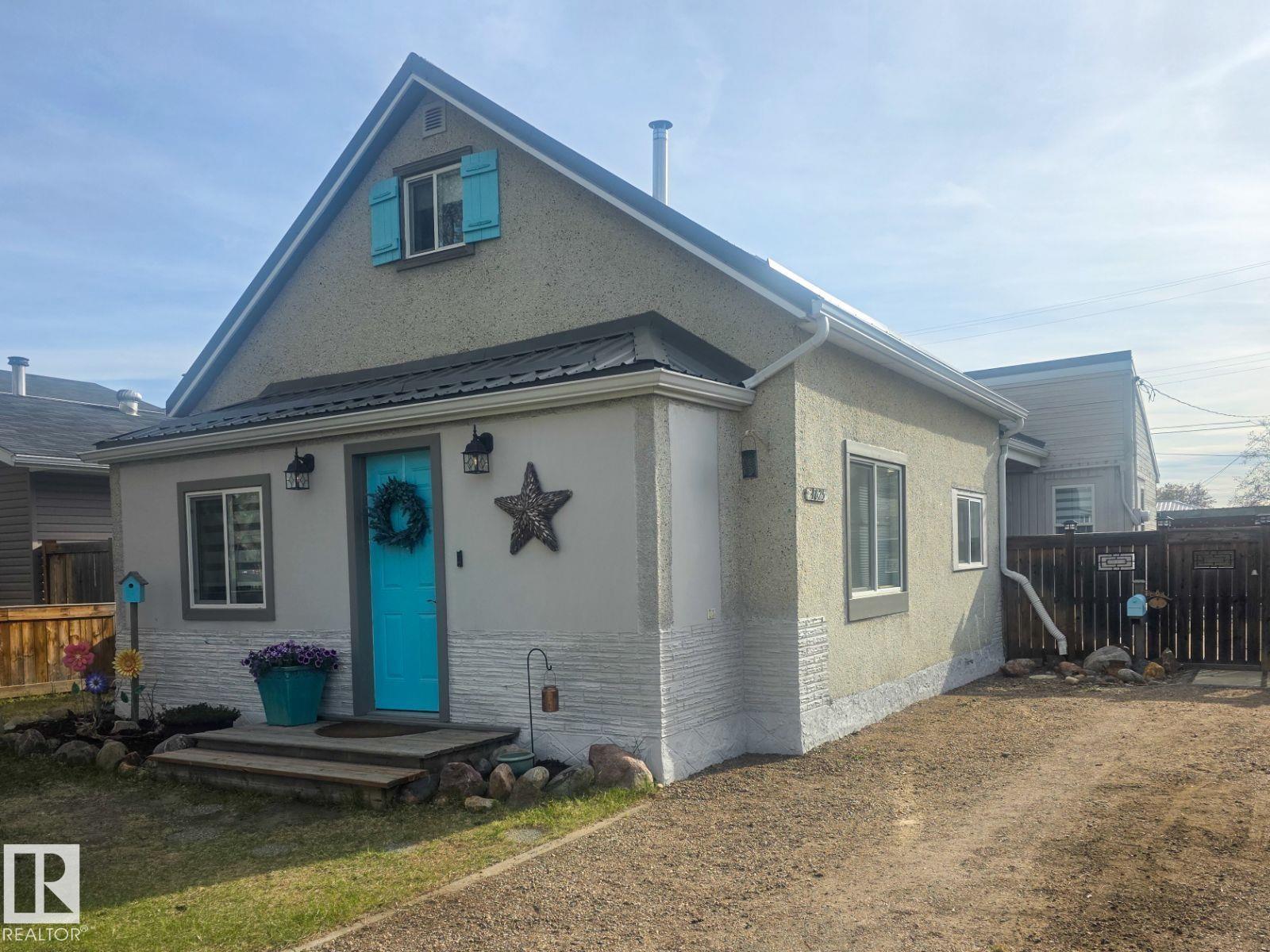 4825 52 Street, Elk Point, Alberta, T0A 1A0