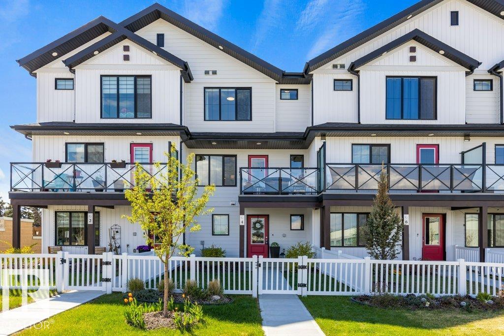 4 Jensen Gate, St. Albert, Alberta, T8N 7Y5