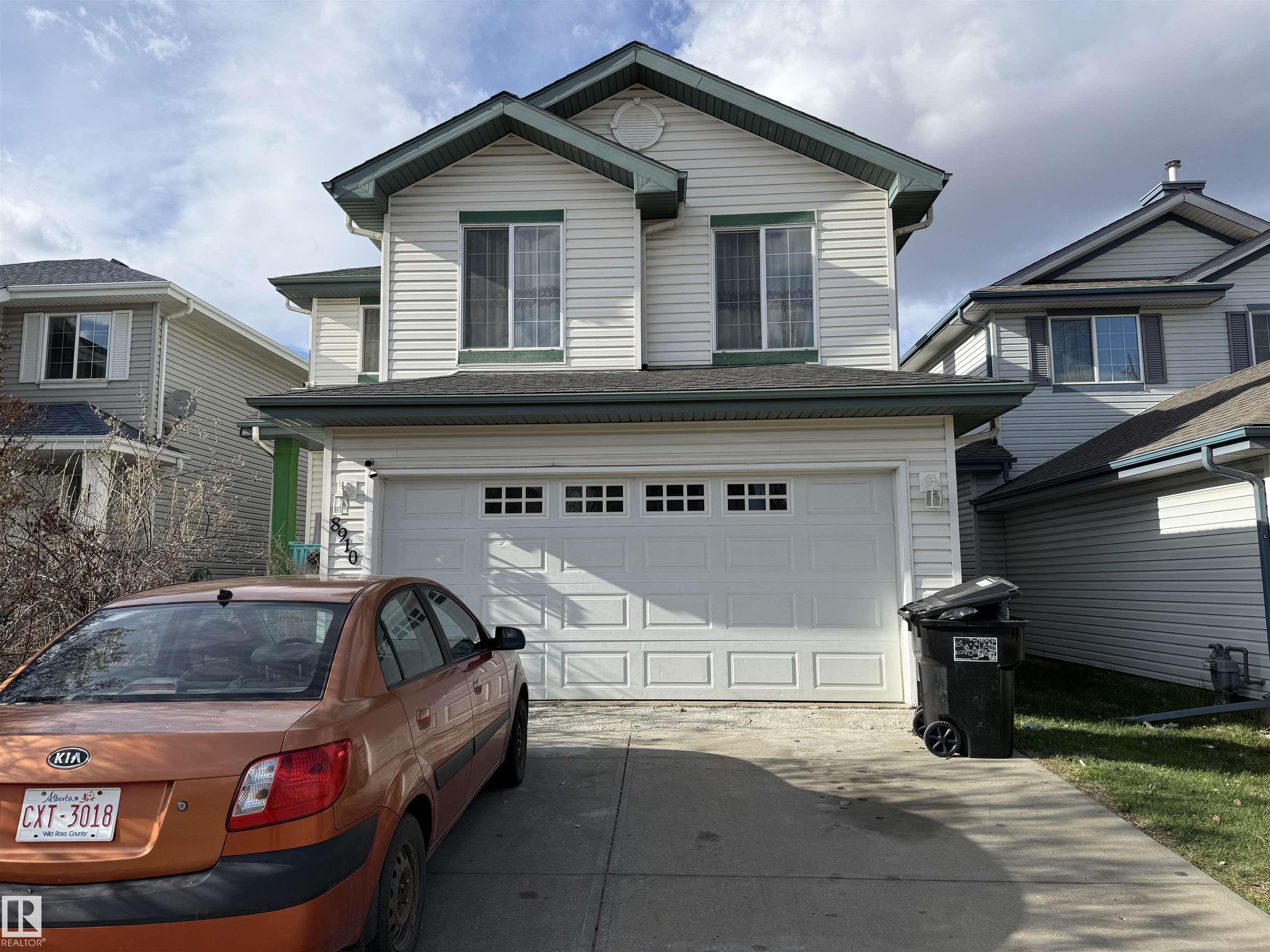 8910 7 Avenue, Edmonton, Alberta, T6X 1B9