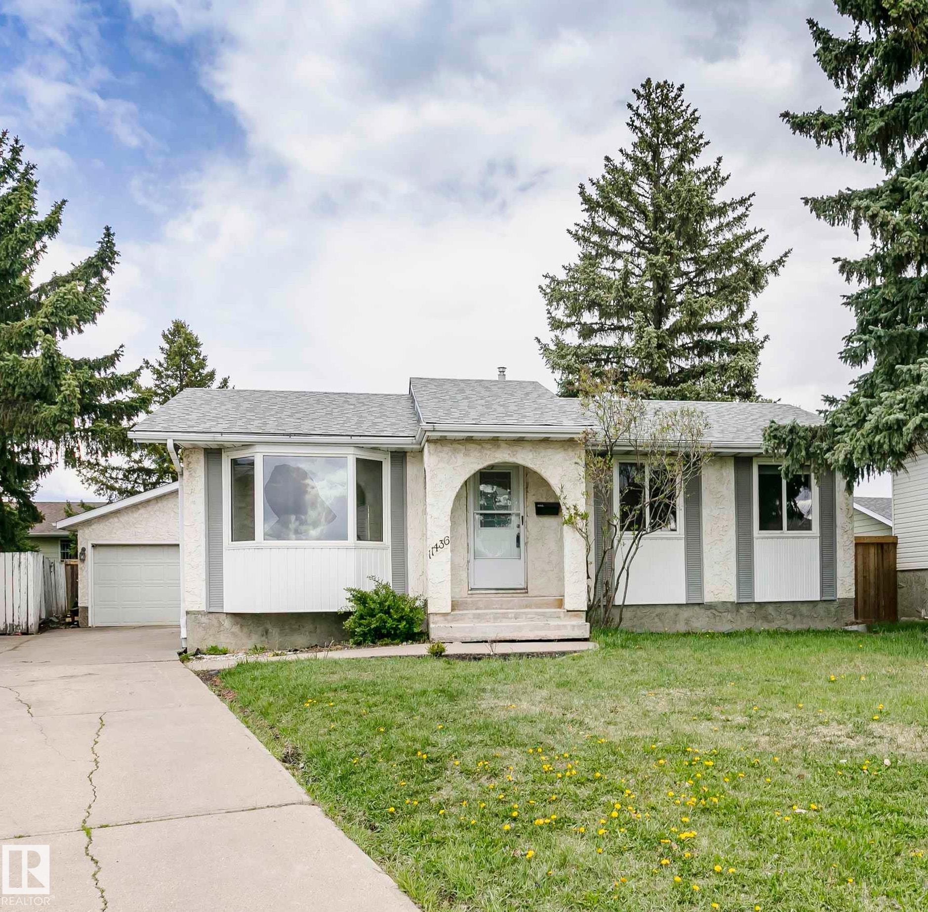 11436 161 Avenue, Edmonton, Alberta, T5X 2L2
