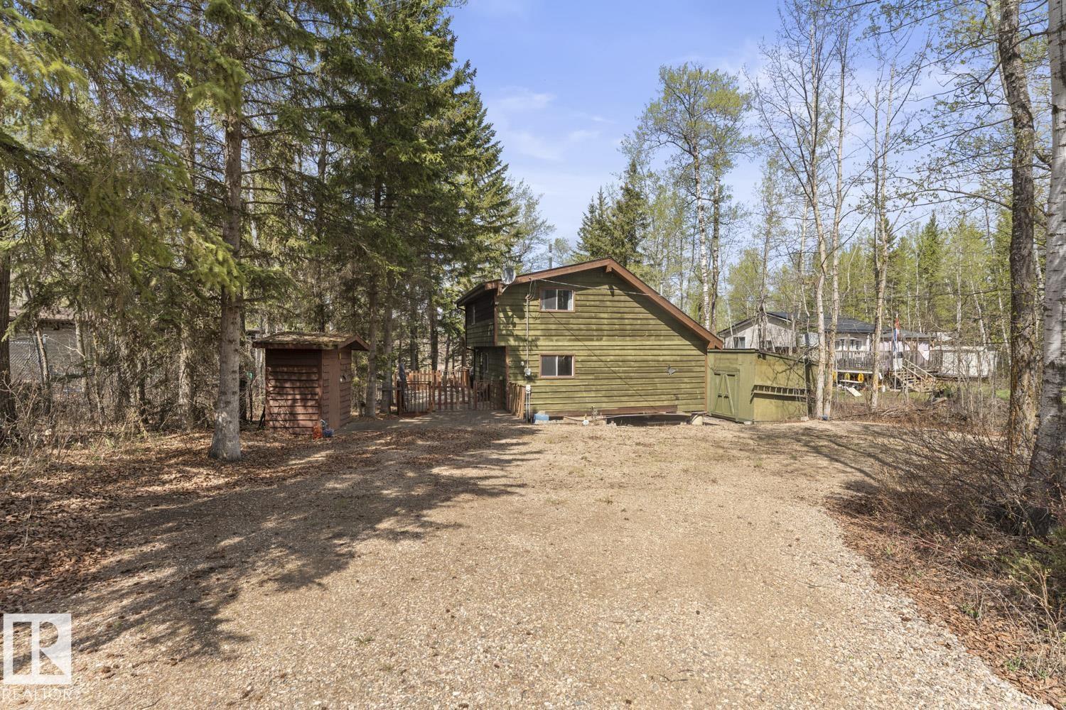 402, 11121 Twp Road 595, Rural St. Paul County, Alberta, T0A 0C0