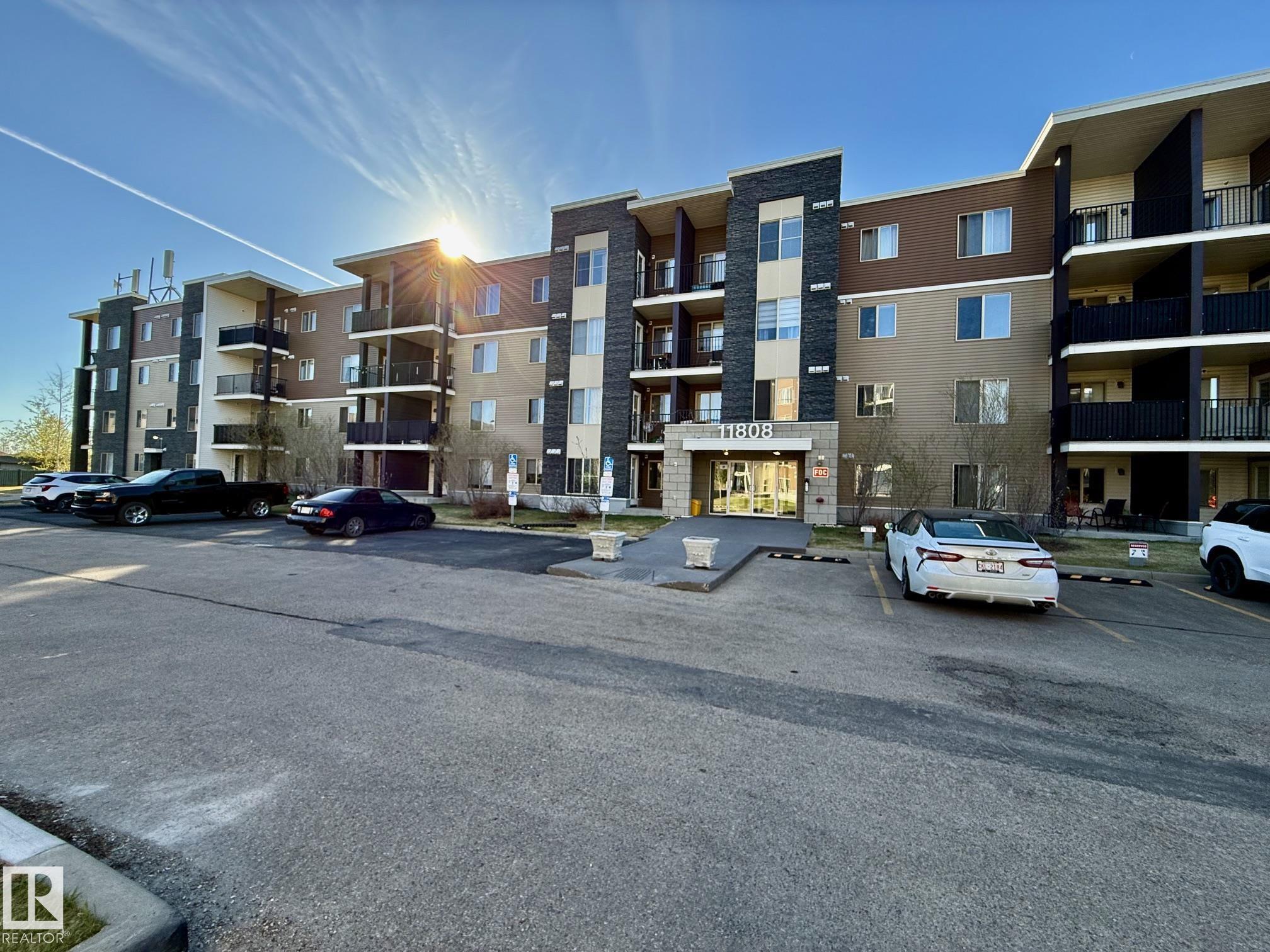 116 11808 22 Avenue Sw, Edmonton, Alberta, T6W 2A2