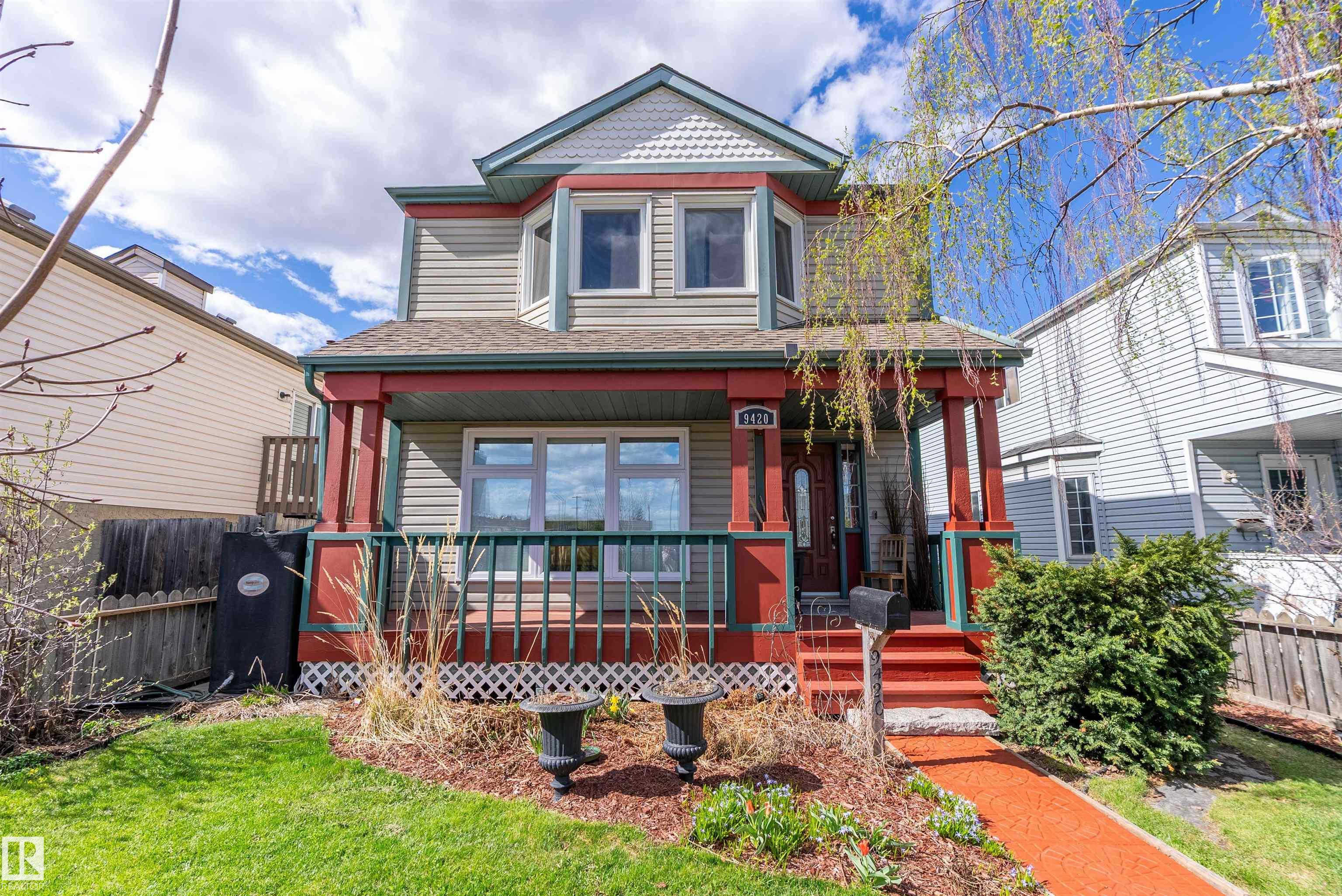 9420 102a Avenue, Edmonton, Alberta, T5H 4L7