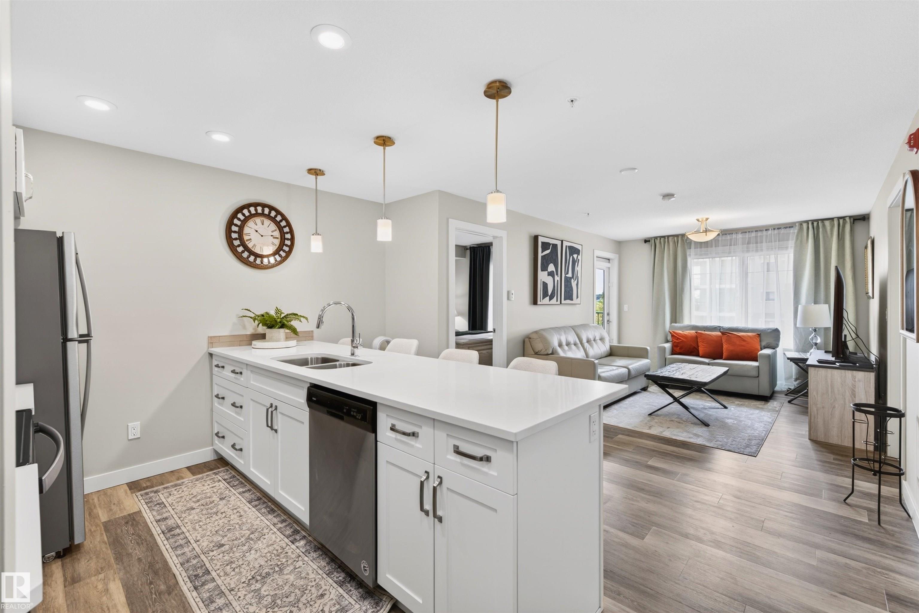 209 1029 173 Stnw, Edmonton, Alberta, T6W 3E4