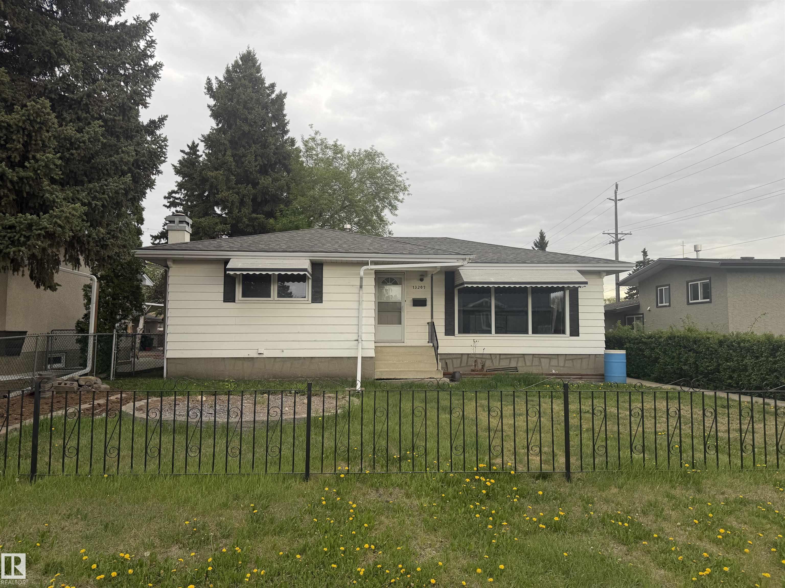 13207 117 Street, Edmonton, Alberta, T5E 5K3