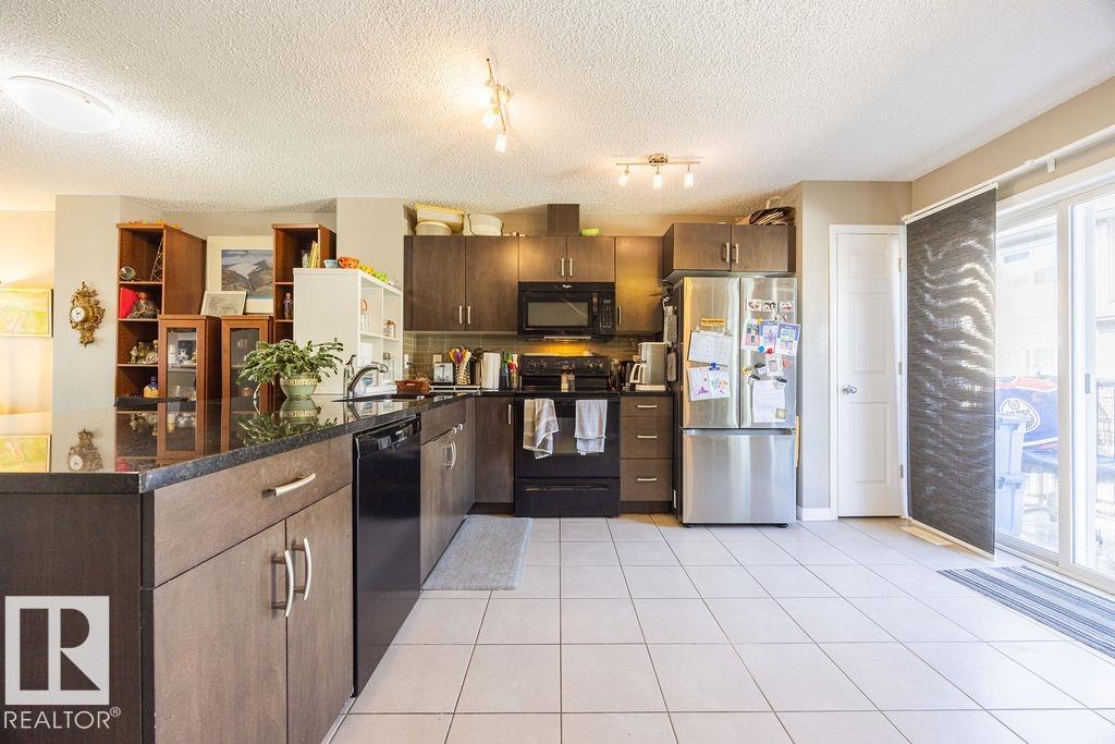 19 1030 Chappelle Boulevard, Edmonton, Alberta, T6W 2K7